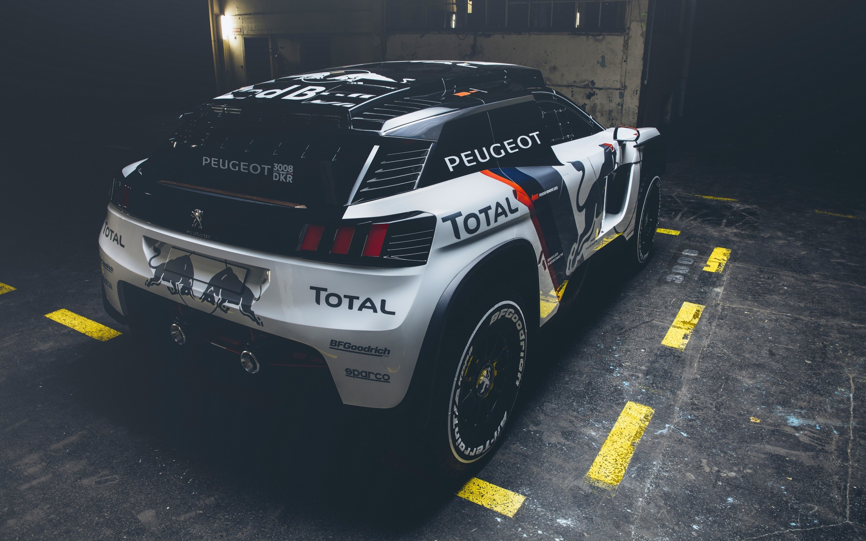 Peugeot 3008 DKR rallye auto, 2018 rallye dakar, Garage Peugeot, Desktop, 2880x1800 HD Desktop