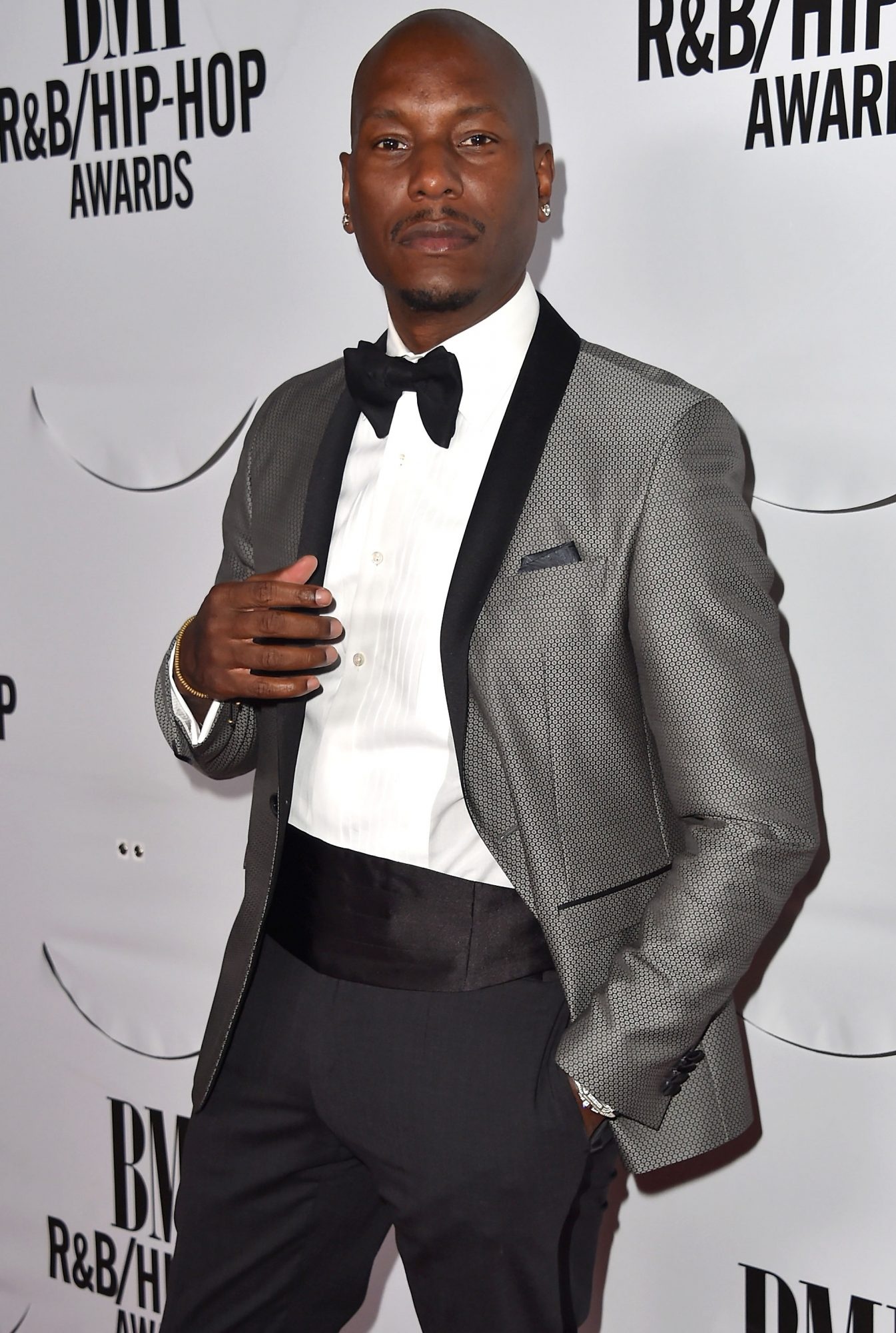 Tyrese Gibson, House gift, Mother's sobriety, Heartwarming gesture, 1350x2000 HD Phone