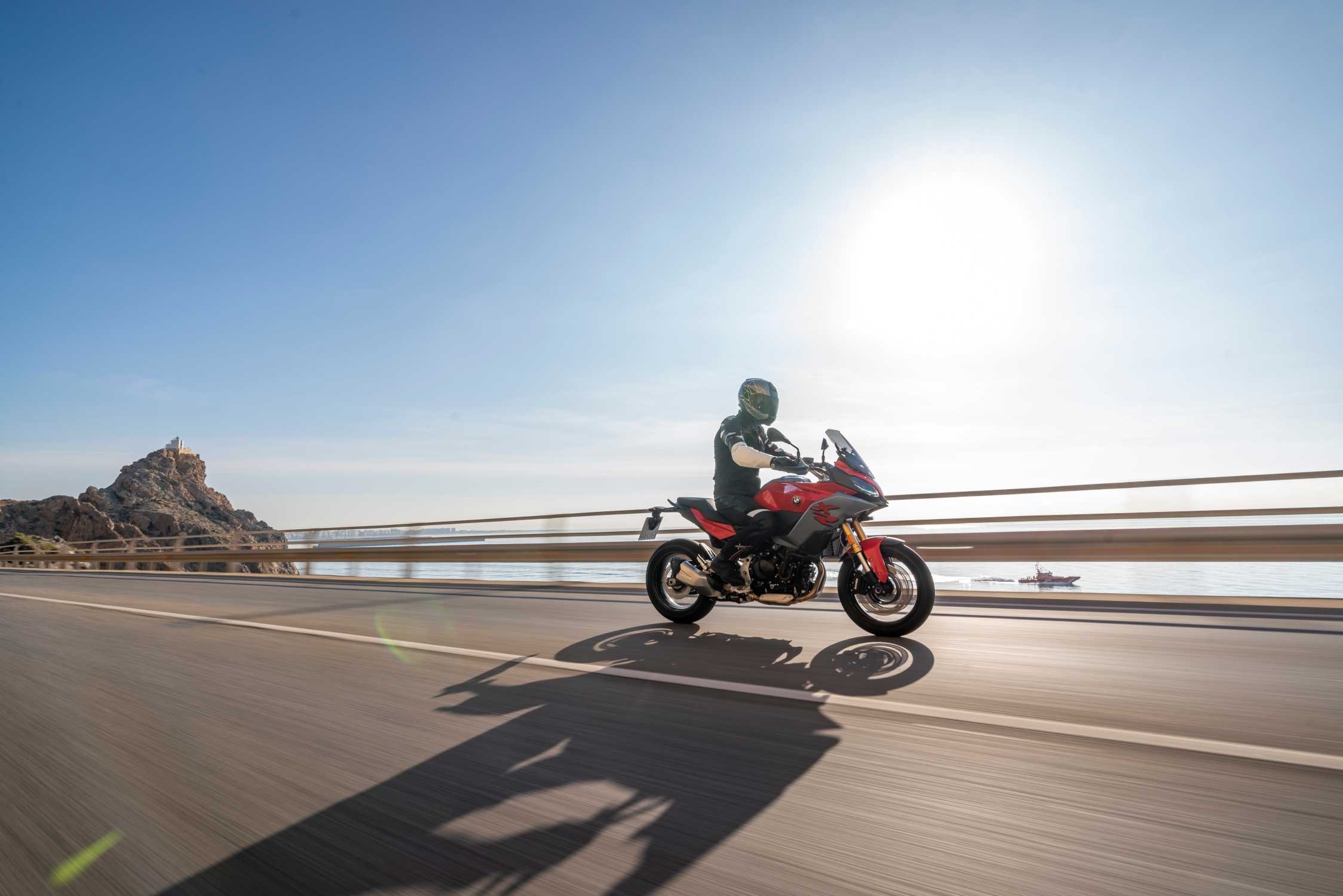 BMW F 900 XR, June success, Leisure object, Motorcycle popularity, 2250x1500 HD Desktop