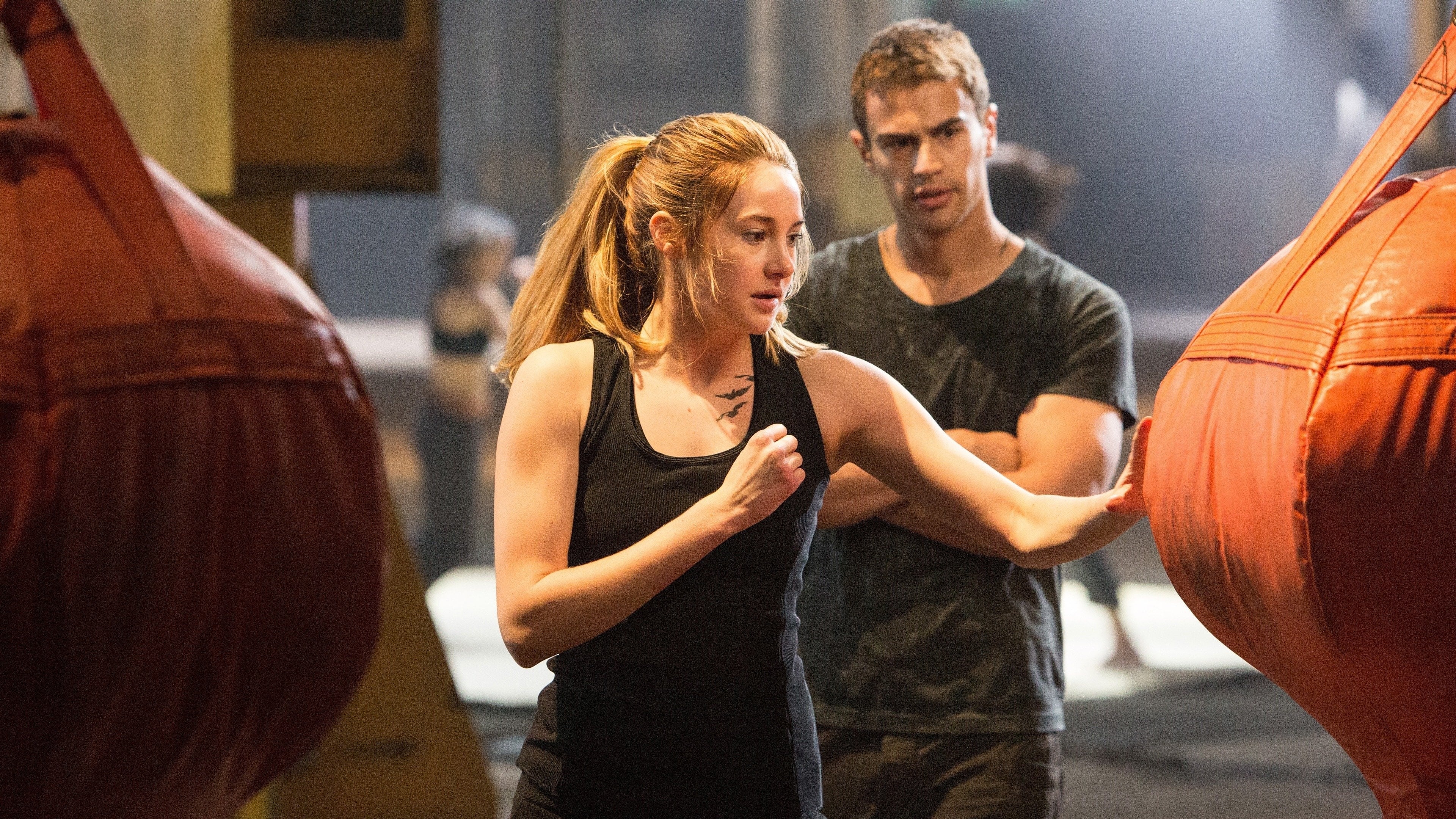 Divergent movie in Turkish, 3840x2160 4K Desktop