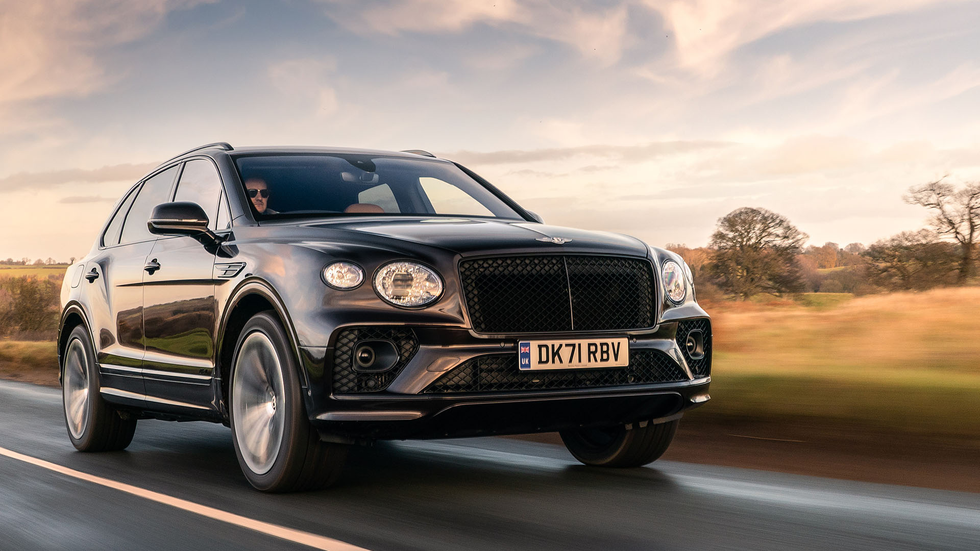 Bentley Bentayga, Outdoor pursuits collection, Luxury adventures, Bentley excellence, 1920x1080 Full HD Desktop