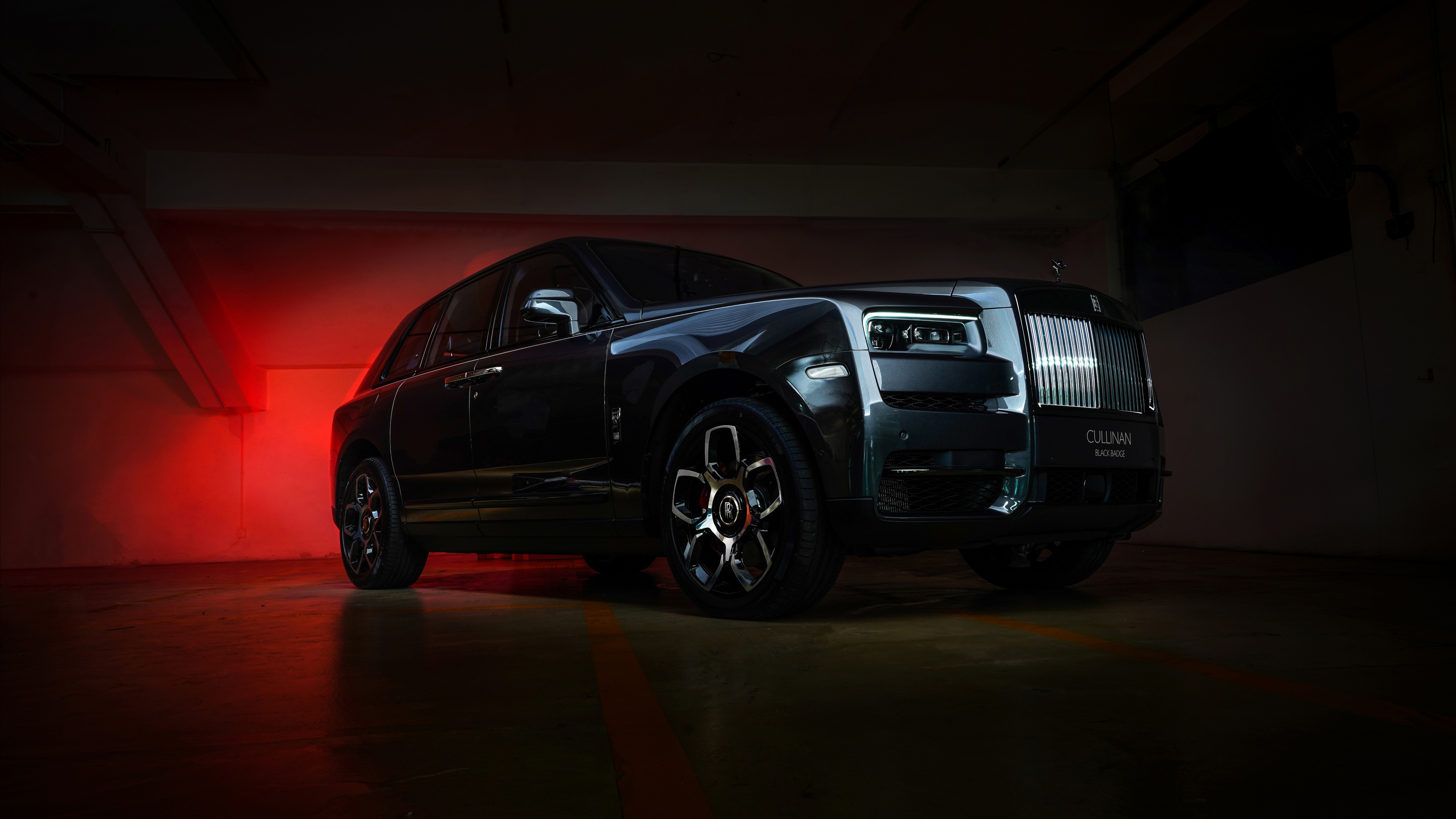 Rolls-Royce Cullinan, Opulent SUV, Black badge edition, Cutting-edge design, 3840x2160 4K Desktop