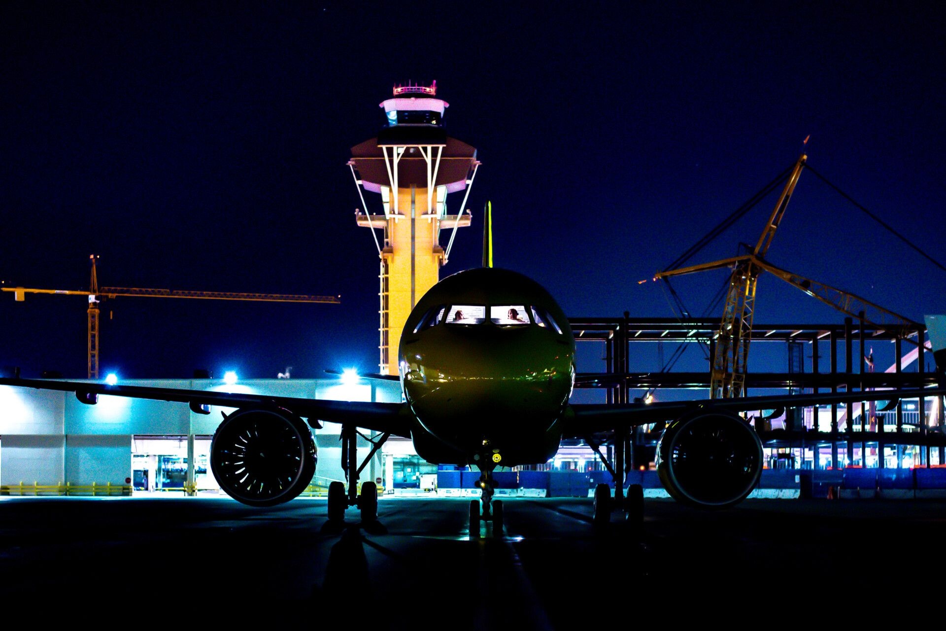 Los Angeles International Airport, Second busiest airport, Short history of, LAX, 1920x1280 HD Desktop