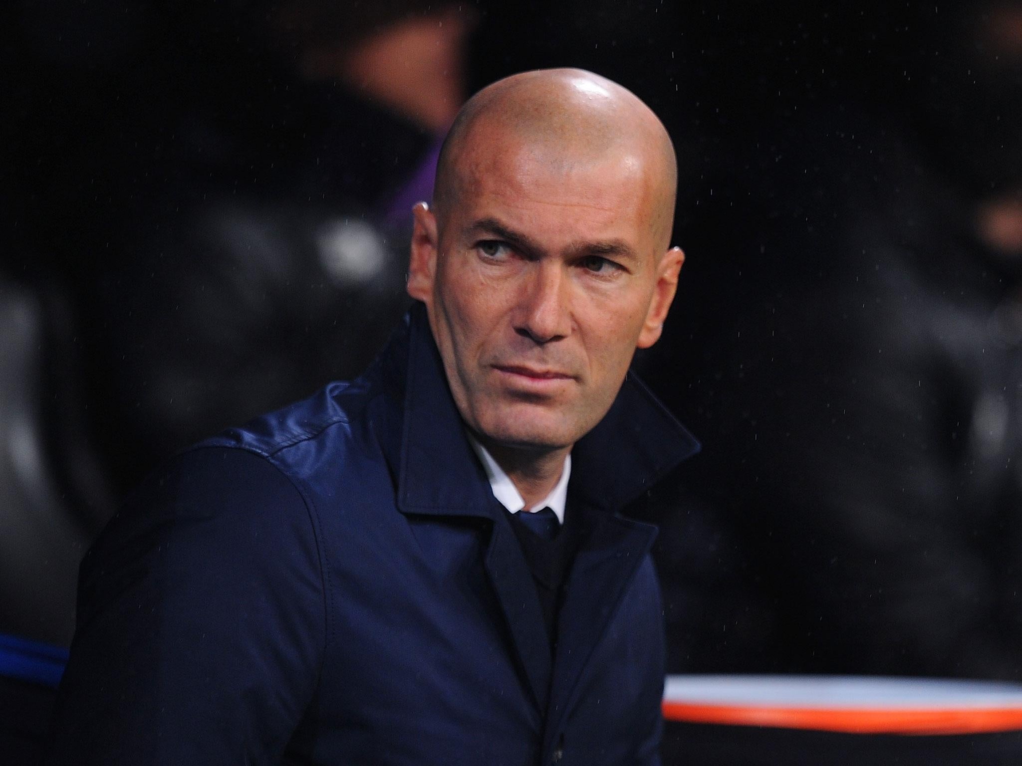 Zinedine Zidane, Navy blue coat, Football stadium sideline, HD Desktop wallpaper