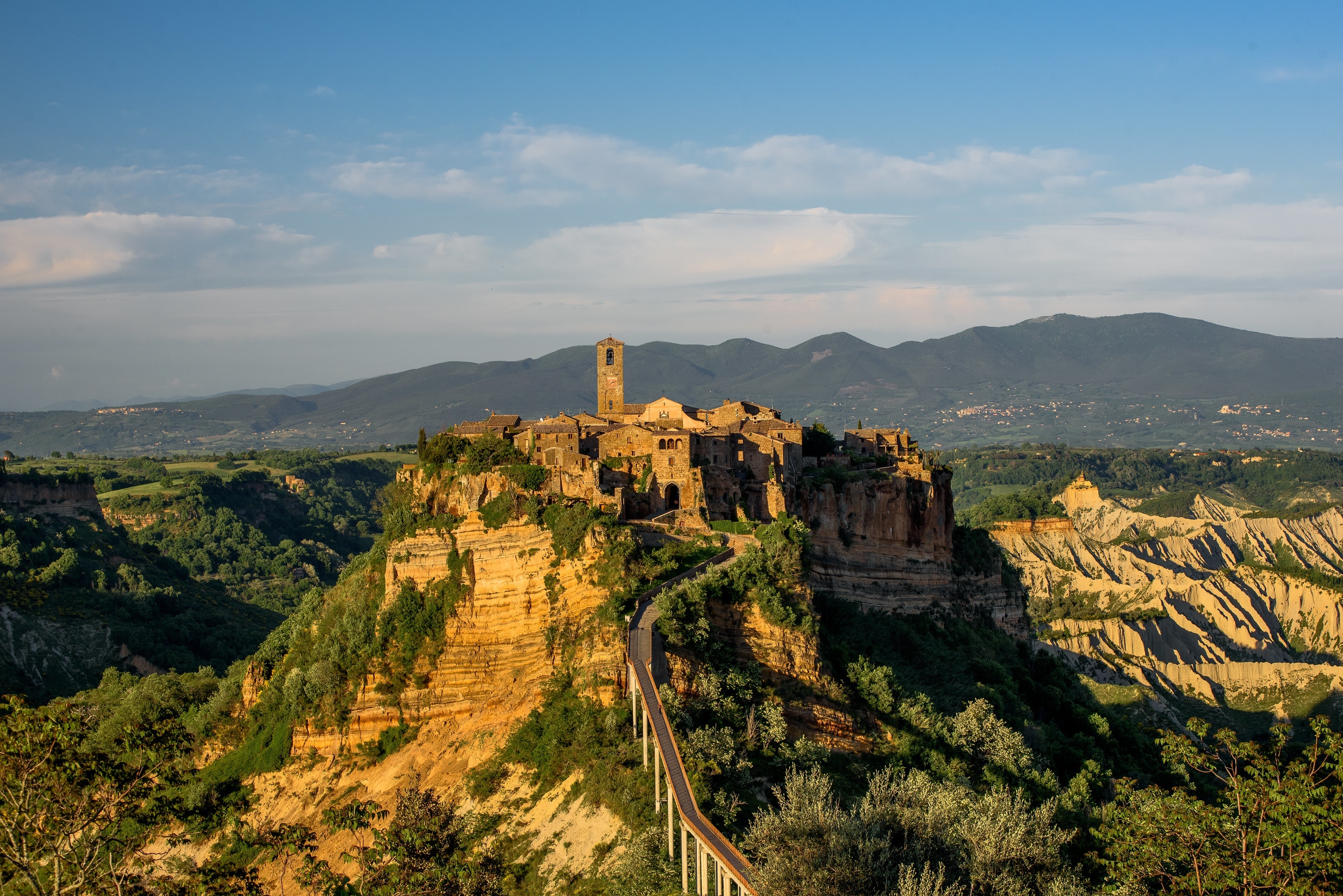 Lazio, Civita di Bagnoregio, Mountain tower, Village, 3080x2060 HD Desktop