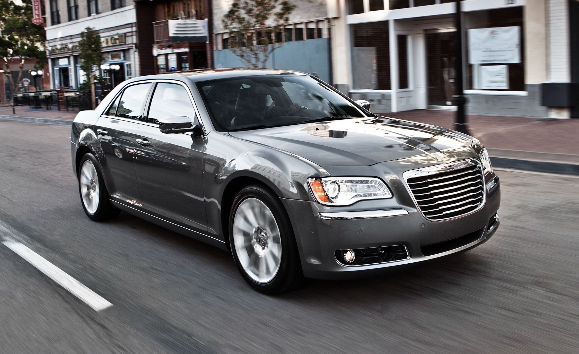 Chrysler 300, 2011 300C, Car review, Car and Driver, 2250x1380 HD Desktop