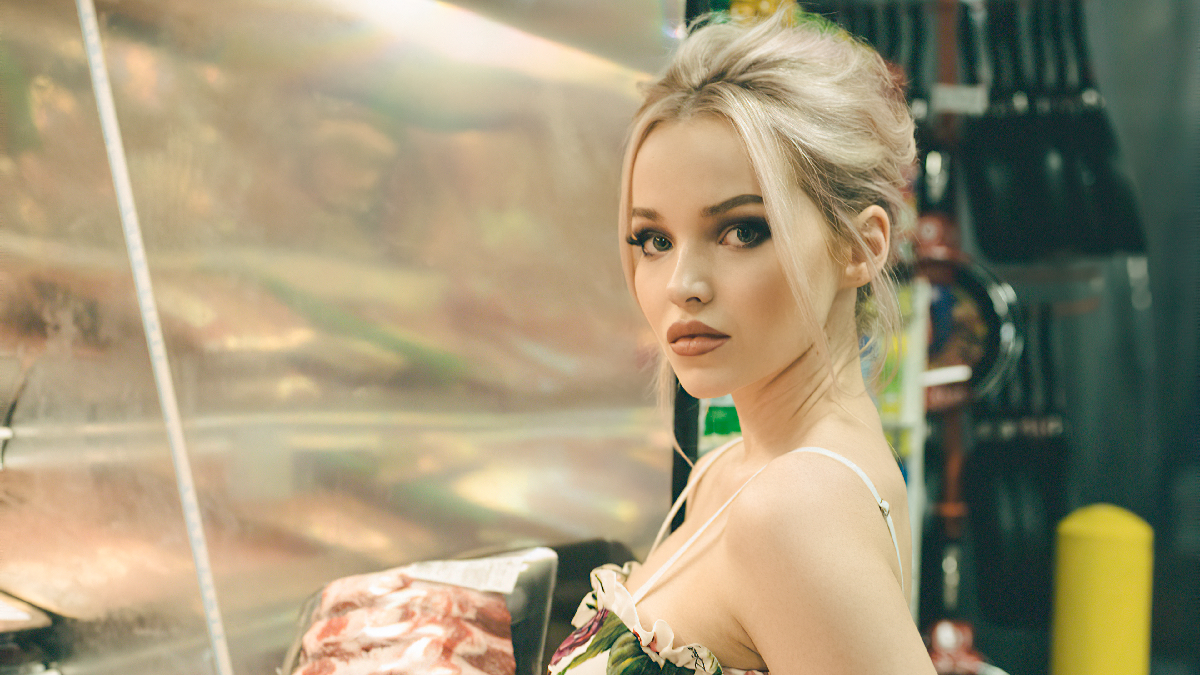 Dove Cameron, Ultra HD wallpaper, High-resolution image, Crisp details, 3840x2160 4K Desktop