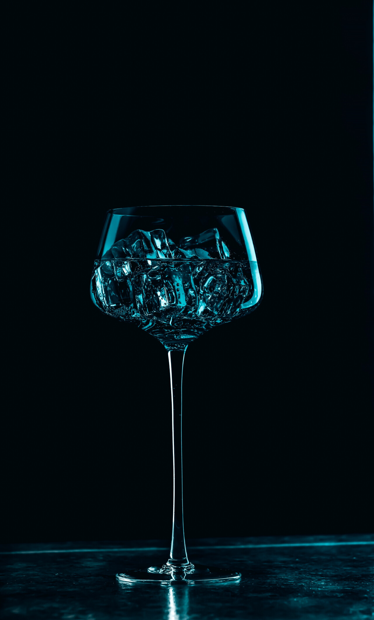 Glass, Material element, Glass wine glass drink, Refreshing image, 1280x2120 HD Phone