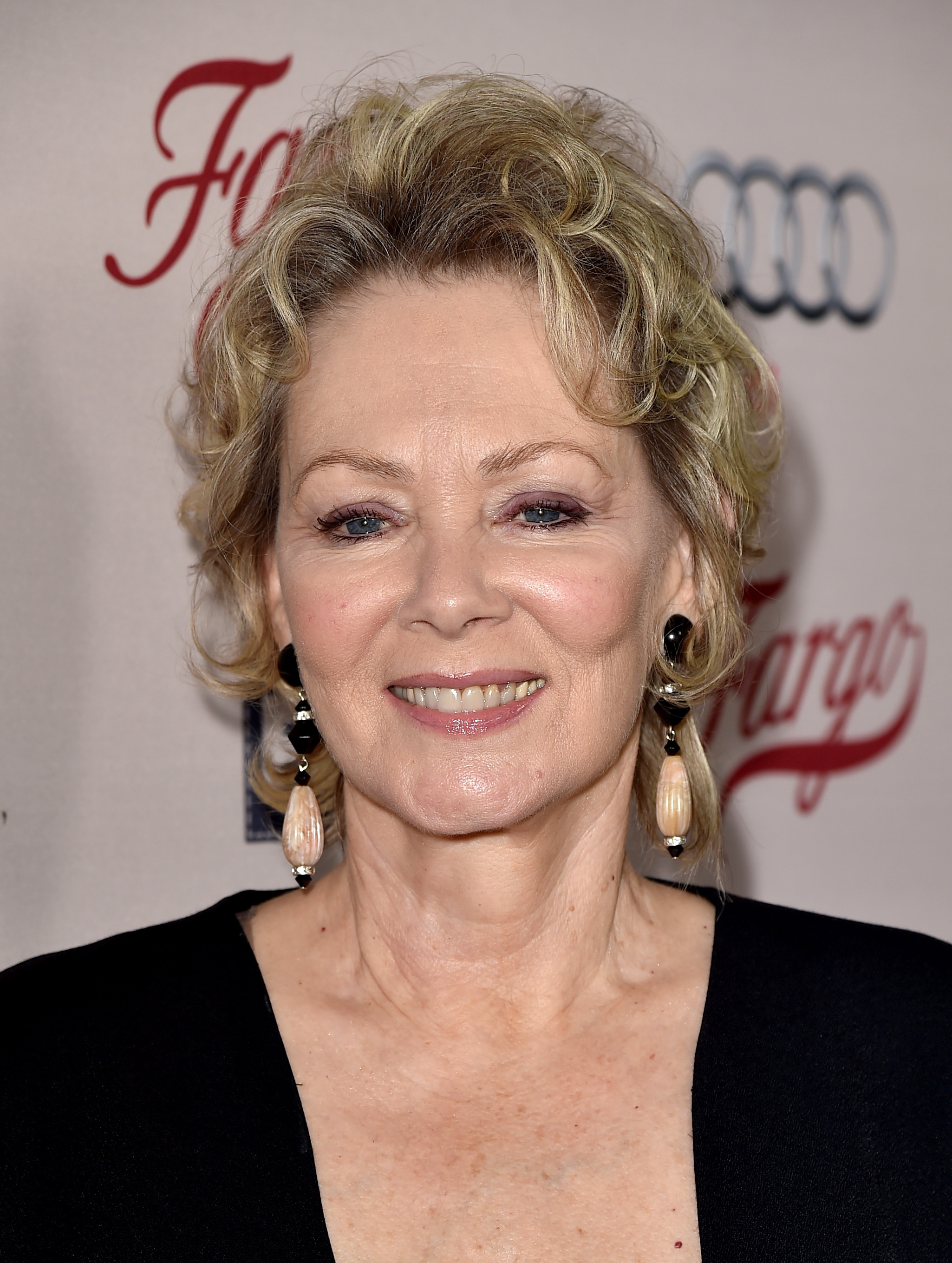 ArcLight Cinemas, Jean Smart Wallpaper, 2050x2720 HD Phone