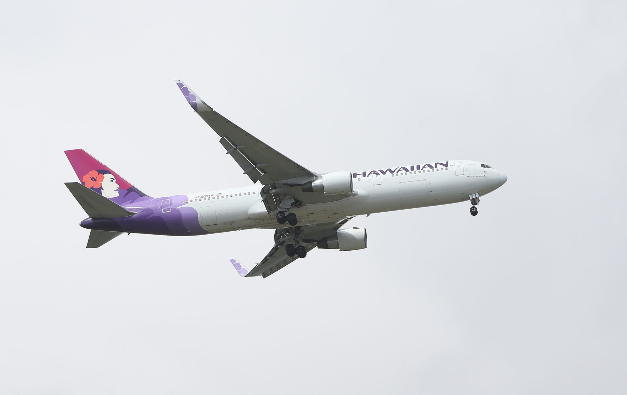 Boeing 767, Hawaiian Airlines, N582HA, 2050x1290 HD Desktop