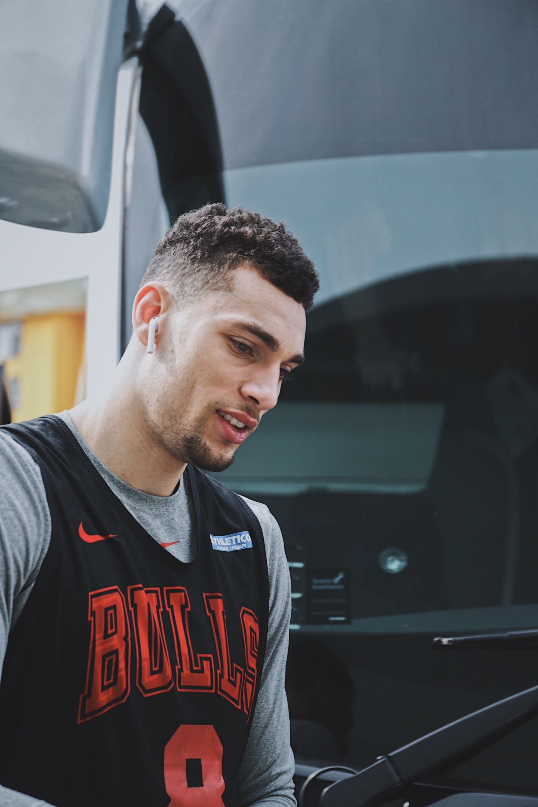 Zach LaVine, 18-19 season, Chicago Bulls, NBA, 1830x2740 HD Phone