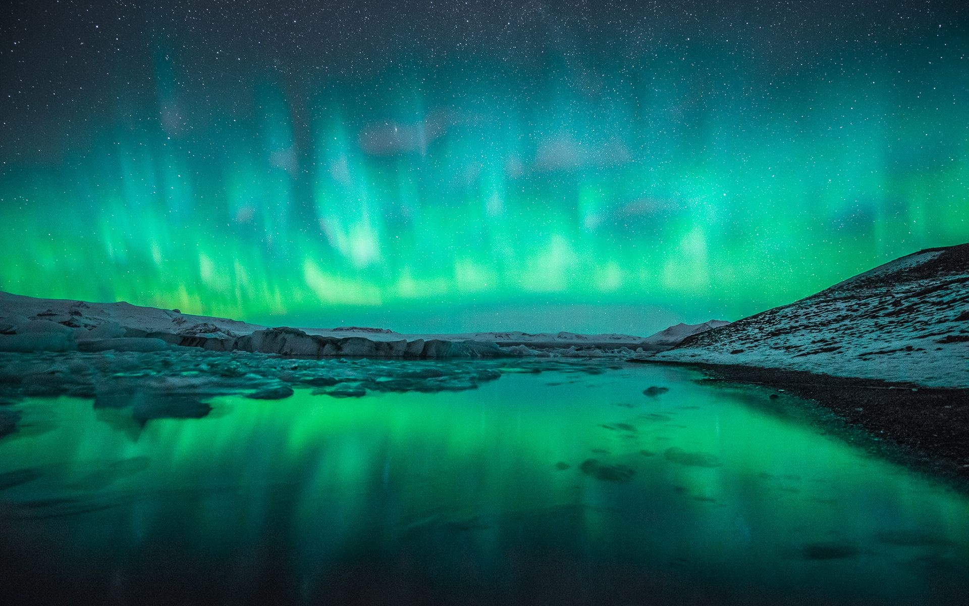 Great Bear Lake, Northern lights wallpaper, Breathtaking aurora, Christopher Peltier, 1920x1200 HD Desktop