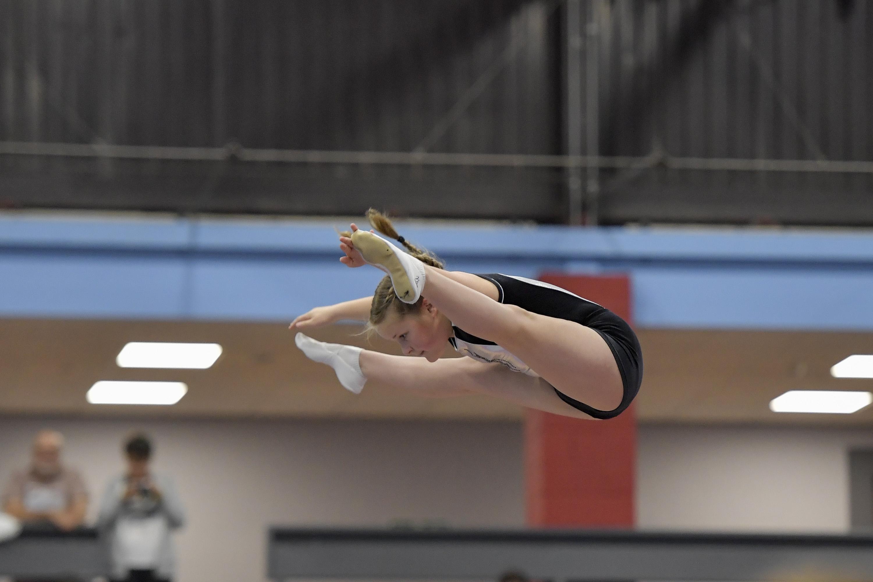 London Youth Games, Trampolining Wallpaper, 3000x2000 HD Desktop