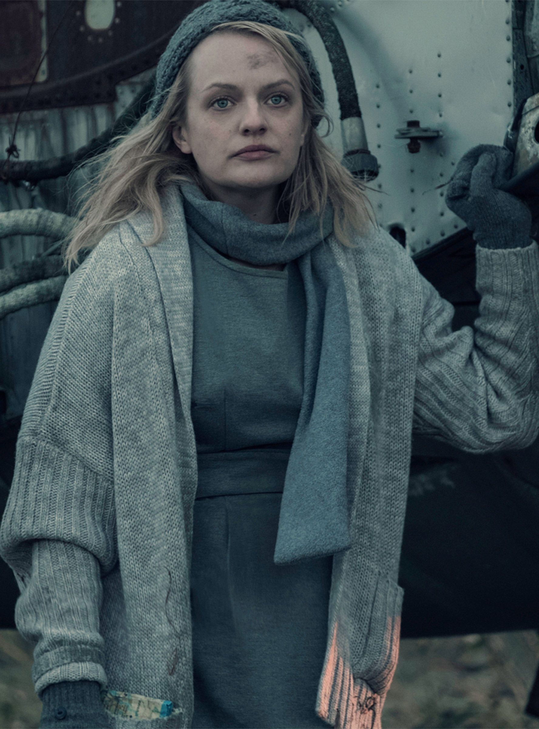 Elisabeth Moss, Doesn't want to hear that, Elisabeth, 1780x2400 HD Phone