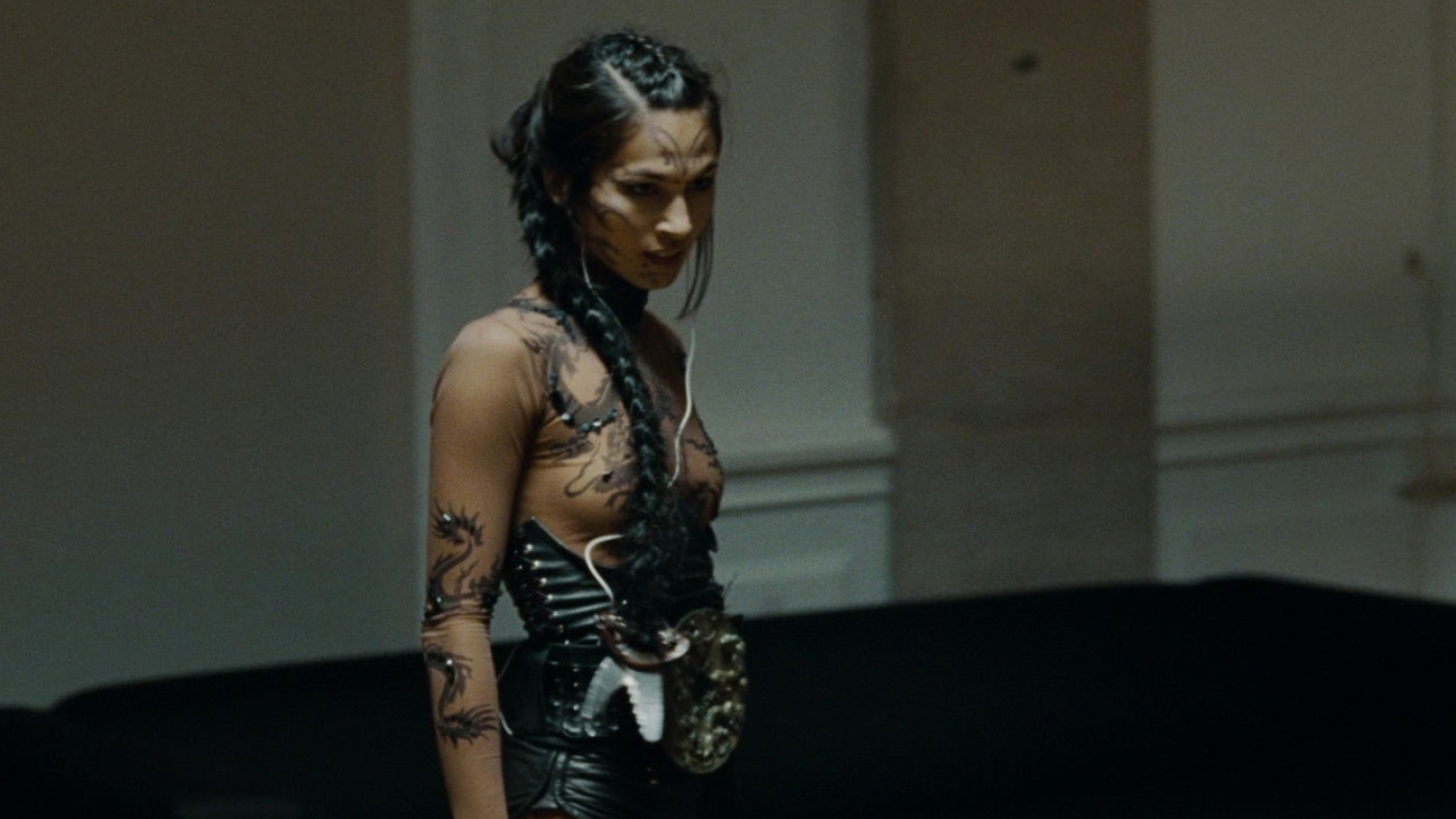 District 13 movies, Urban dystopia, High-octane parkour, Urban warfare, 1940x1090 HD Desktop