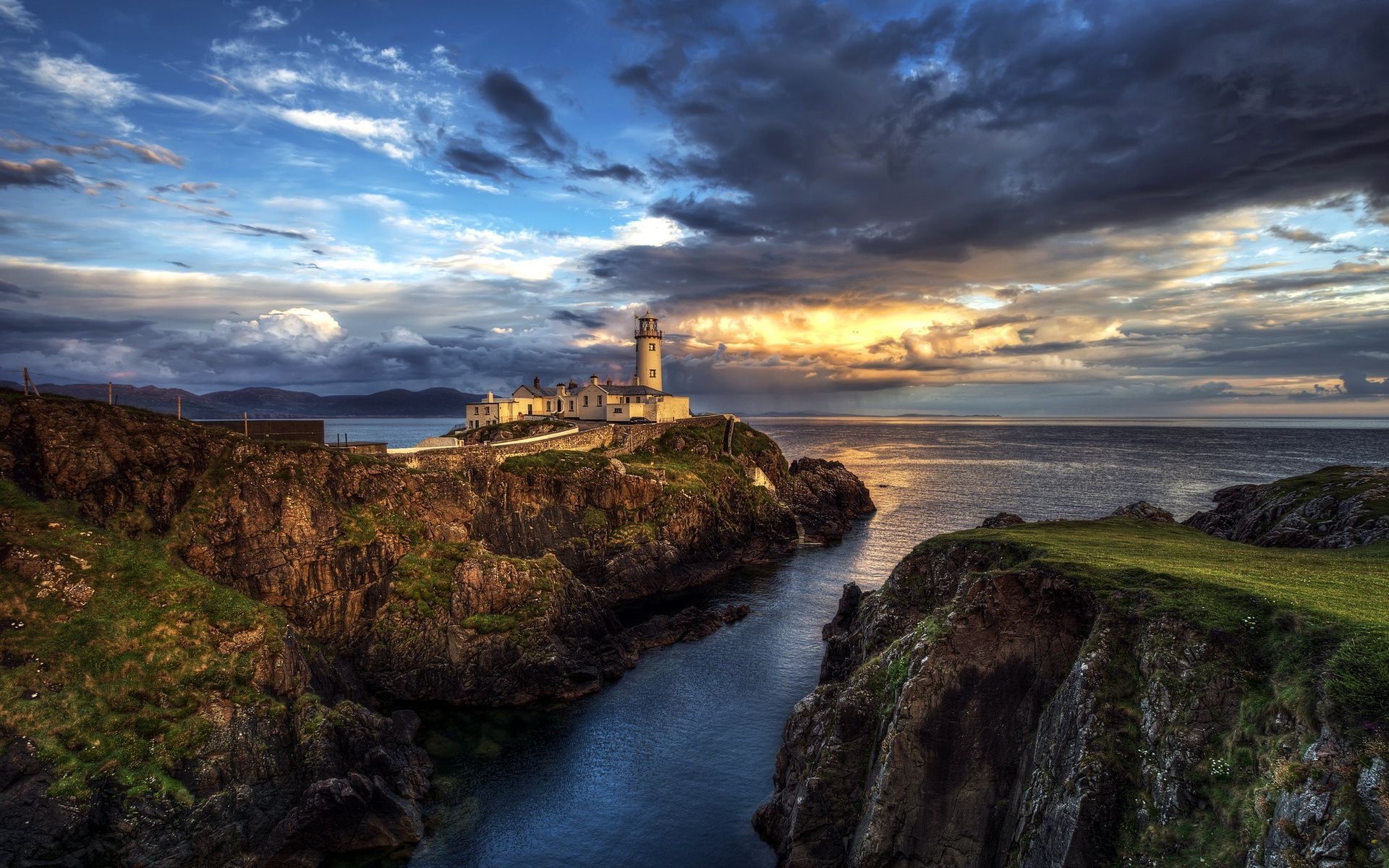 Fanad Head Lighthouse, Irish Countryside Wallpaper, 1920x1200 HD Desktop