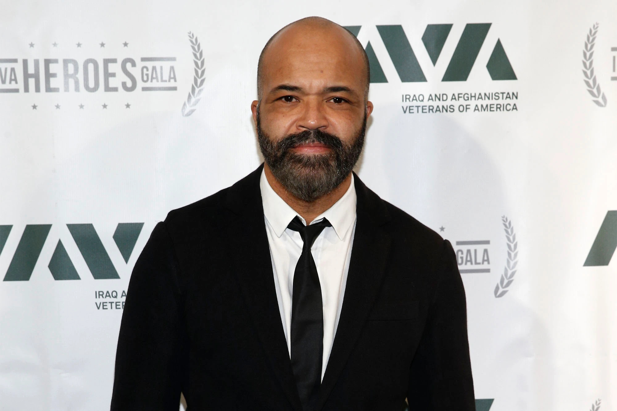 Jeffrey Wright, Art exhibit, Ex-prisoners, Star attendance, 2000x1340 HD Desktop