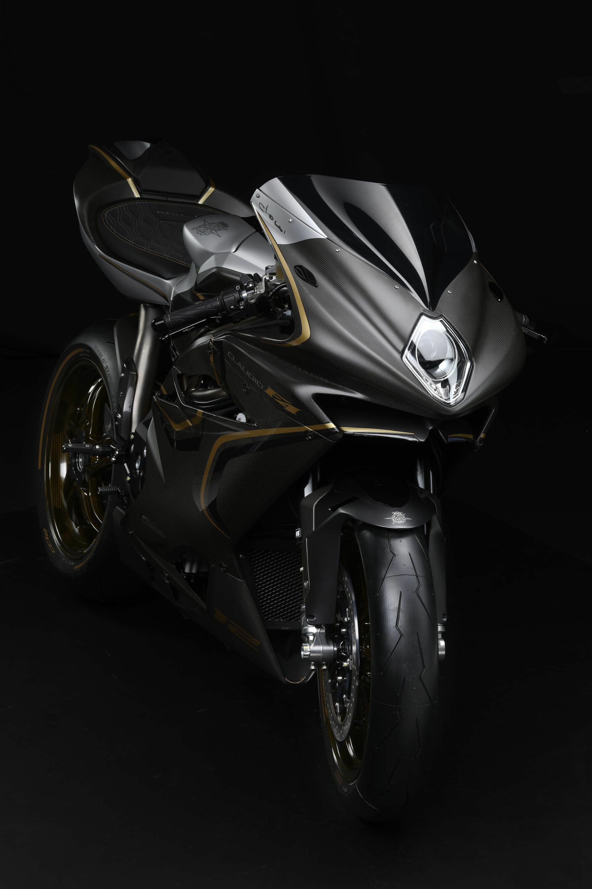 MV Agusta, Claudio edition, Super bikes, Custom bikes, 2000x3000 HD Phone