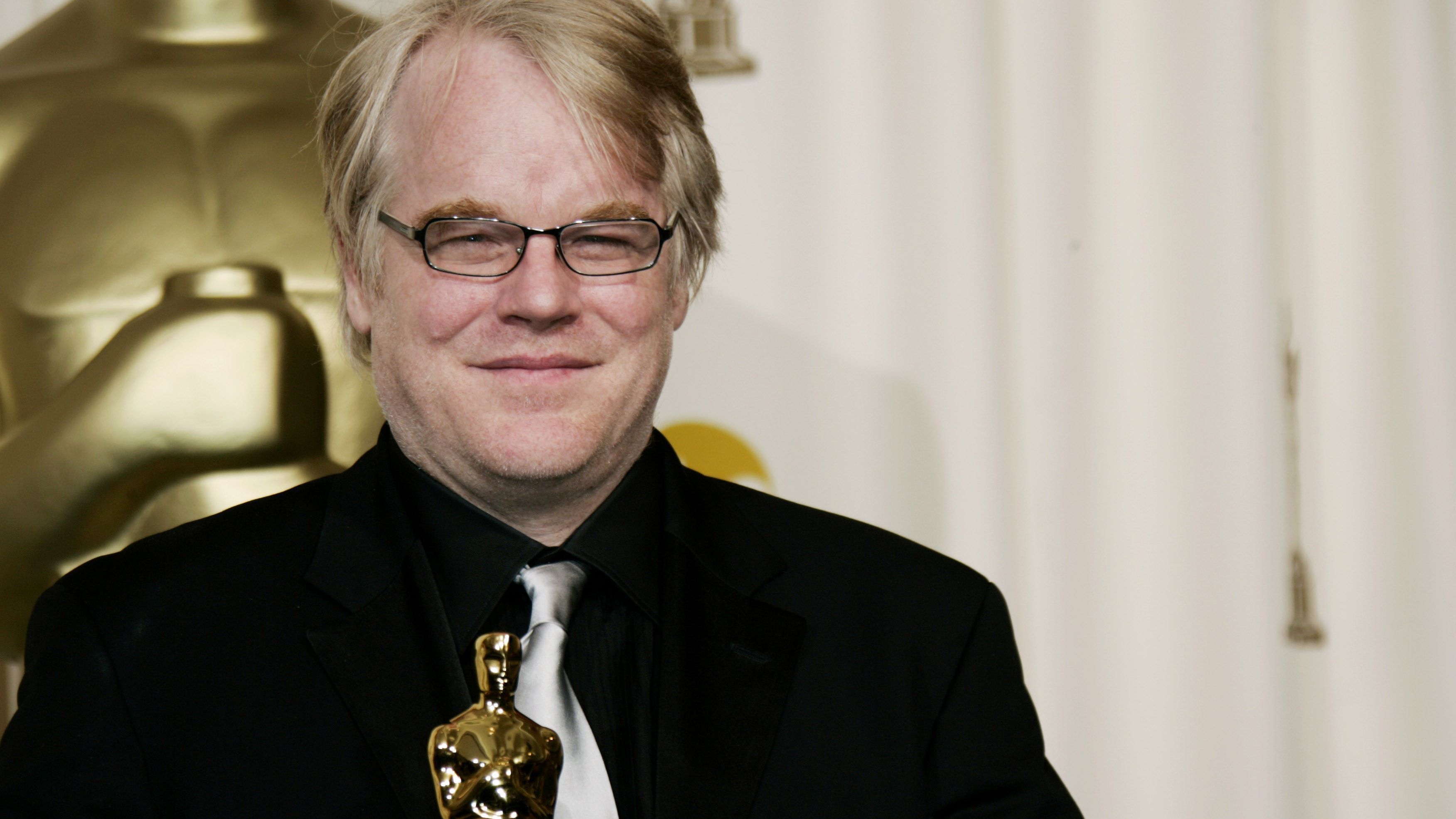 Philip Seymour Hoffman, Versatile actor, Oscar-winning performances, Memorable characters, 3510x1980 HD Desktop