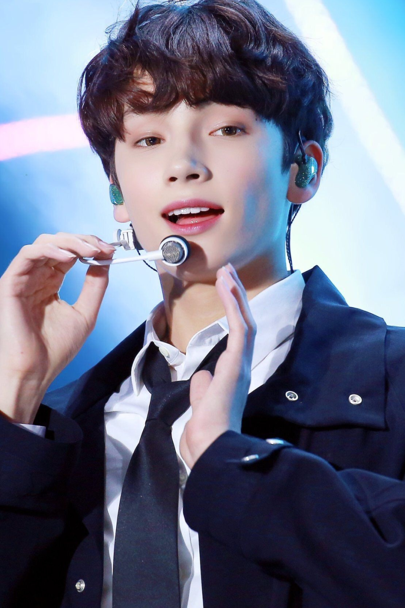 TXT, Korean boy band, Music artists, K-pop, 1370x2050 HD Phone
