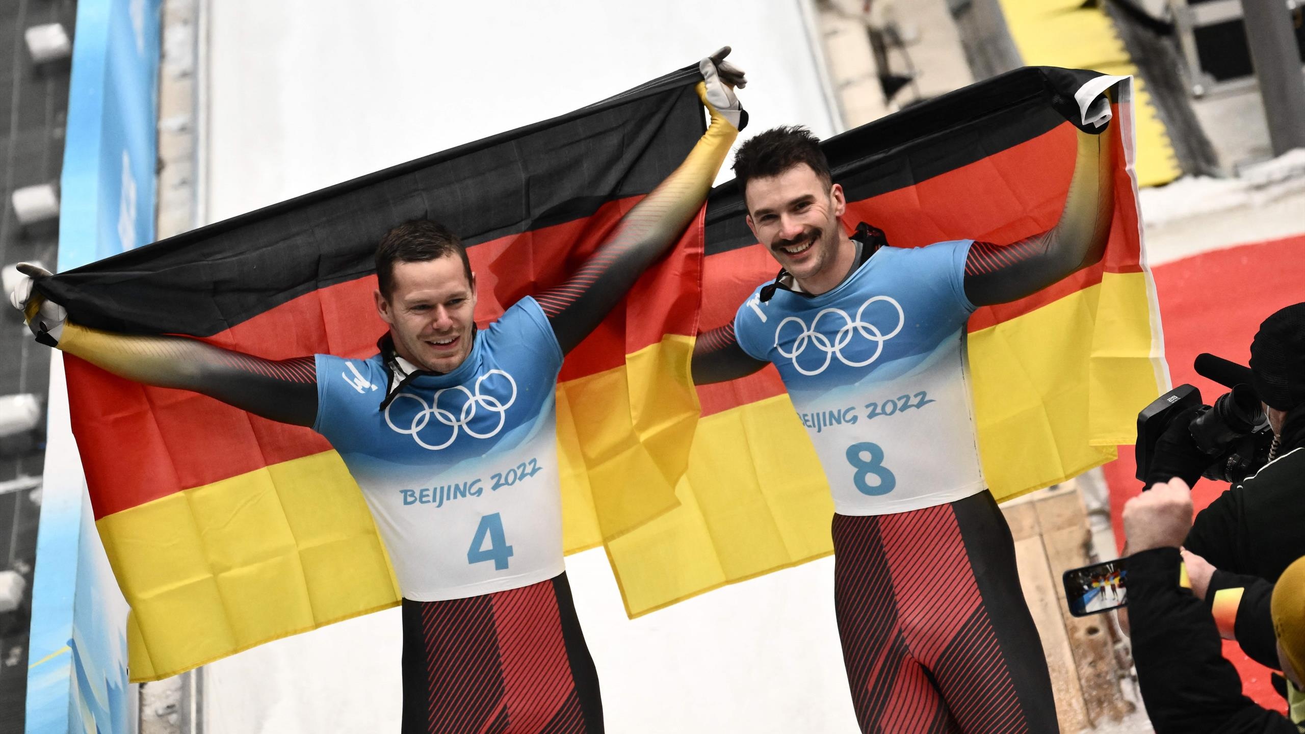 Axel Jungk, Skeleton world cup, German slider, Impressive skills, 2560x1440 HD Desktop