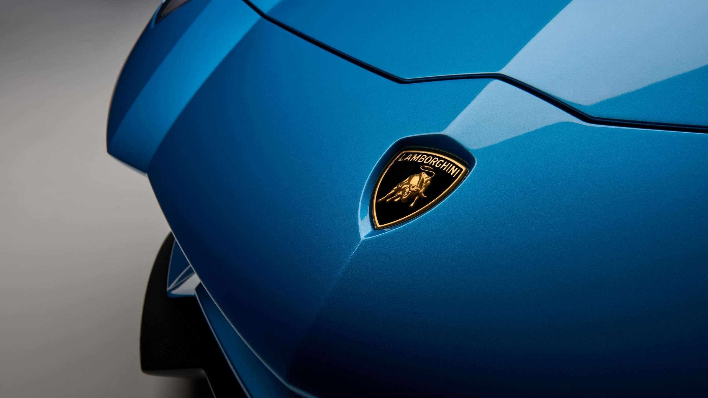 Bumper, Lamborghini Logo Wallpaper, 2400x1350 HD Desktop