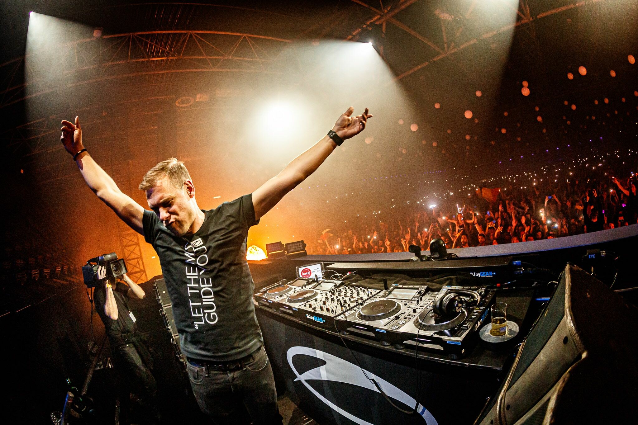 ASOT 1000, Armin Van Buuren Wallpaper, 2050x1370 HD Desktop