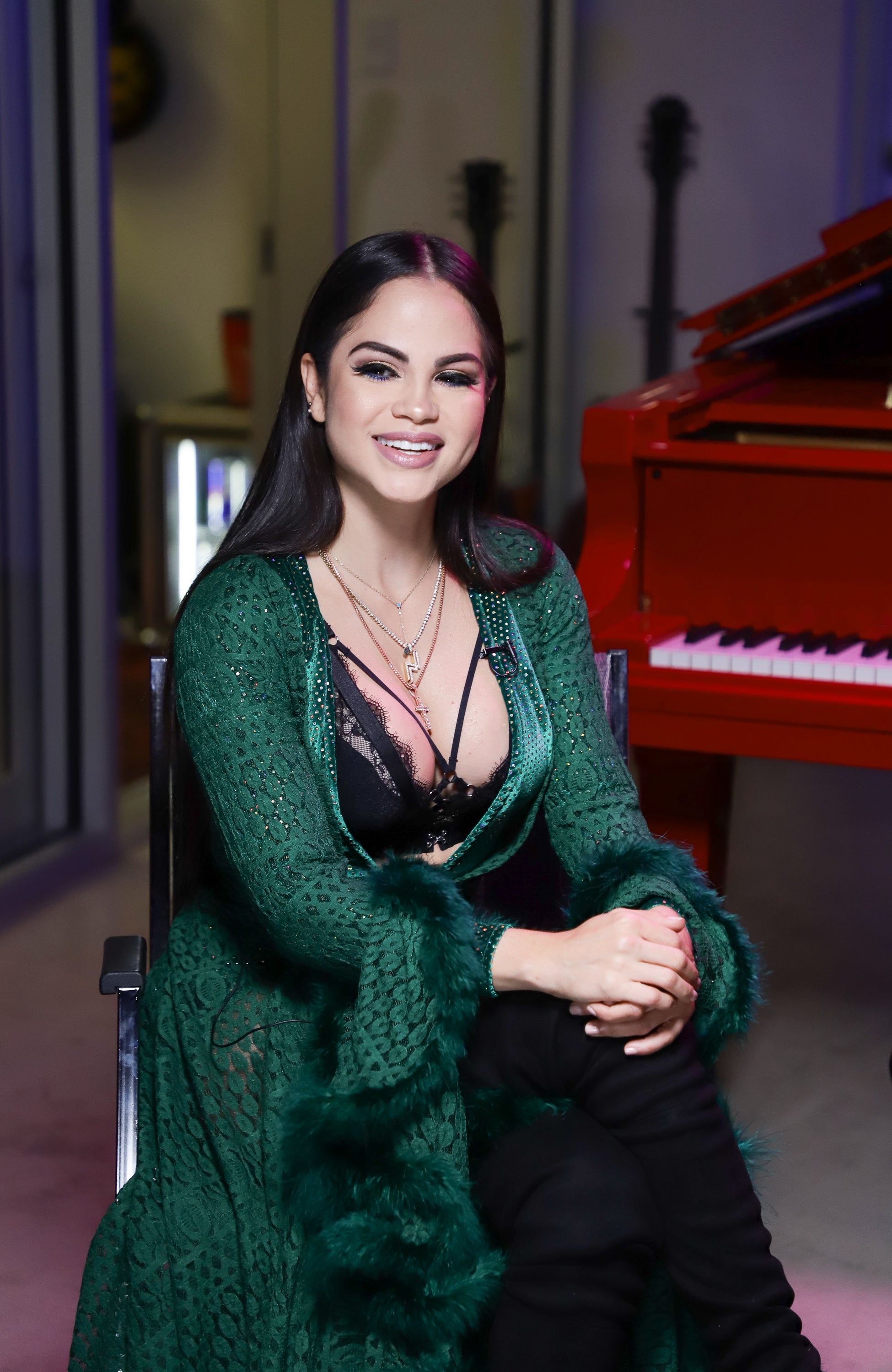 Natti Natasha, Music sensation, Vibrant wallpapers, Zoey Thompson, 1950x3000 HD Phone