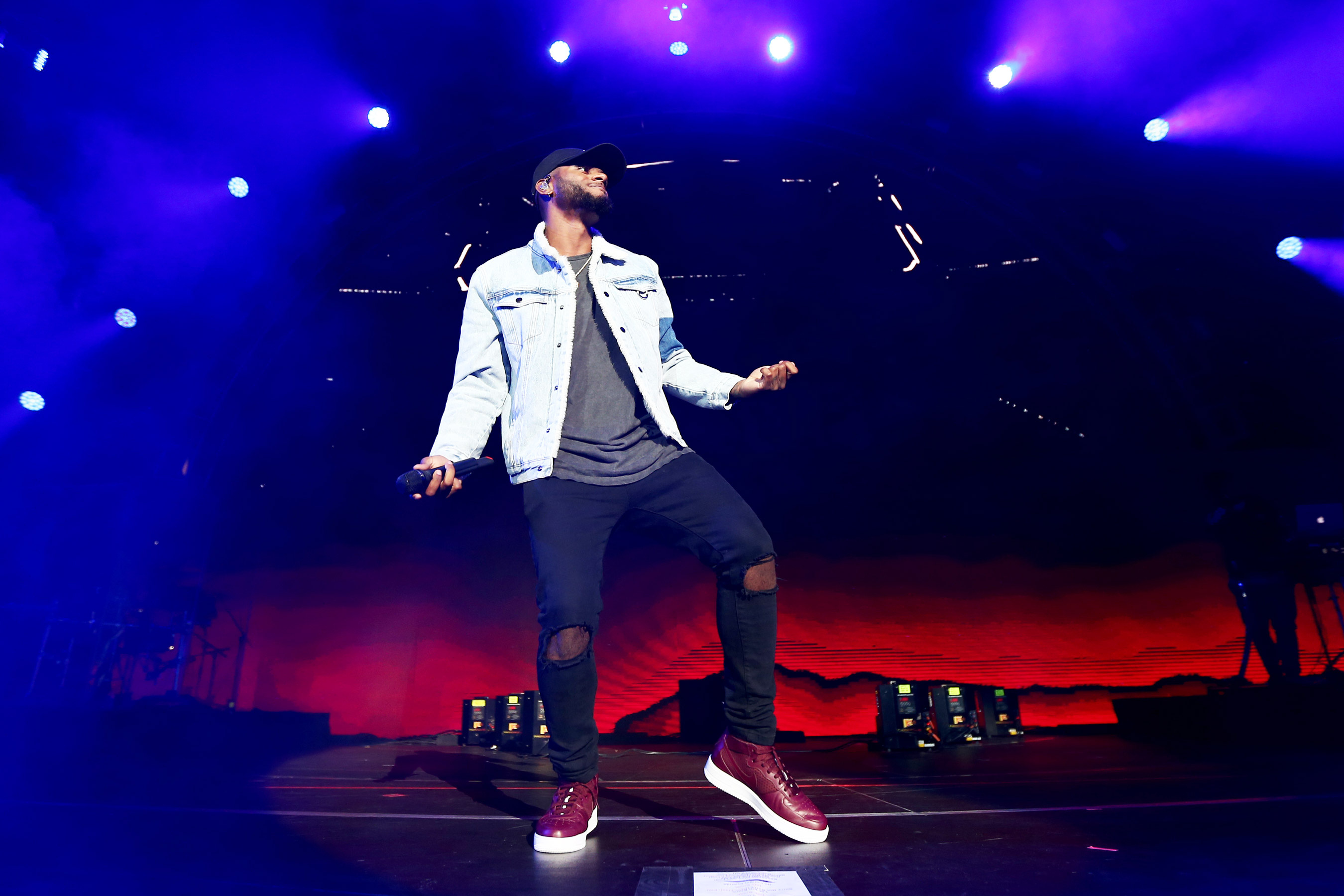 Bryson Tiller, 3 years later, trapsoul, Rolling Stone, 2700x1800 HD Desktop