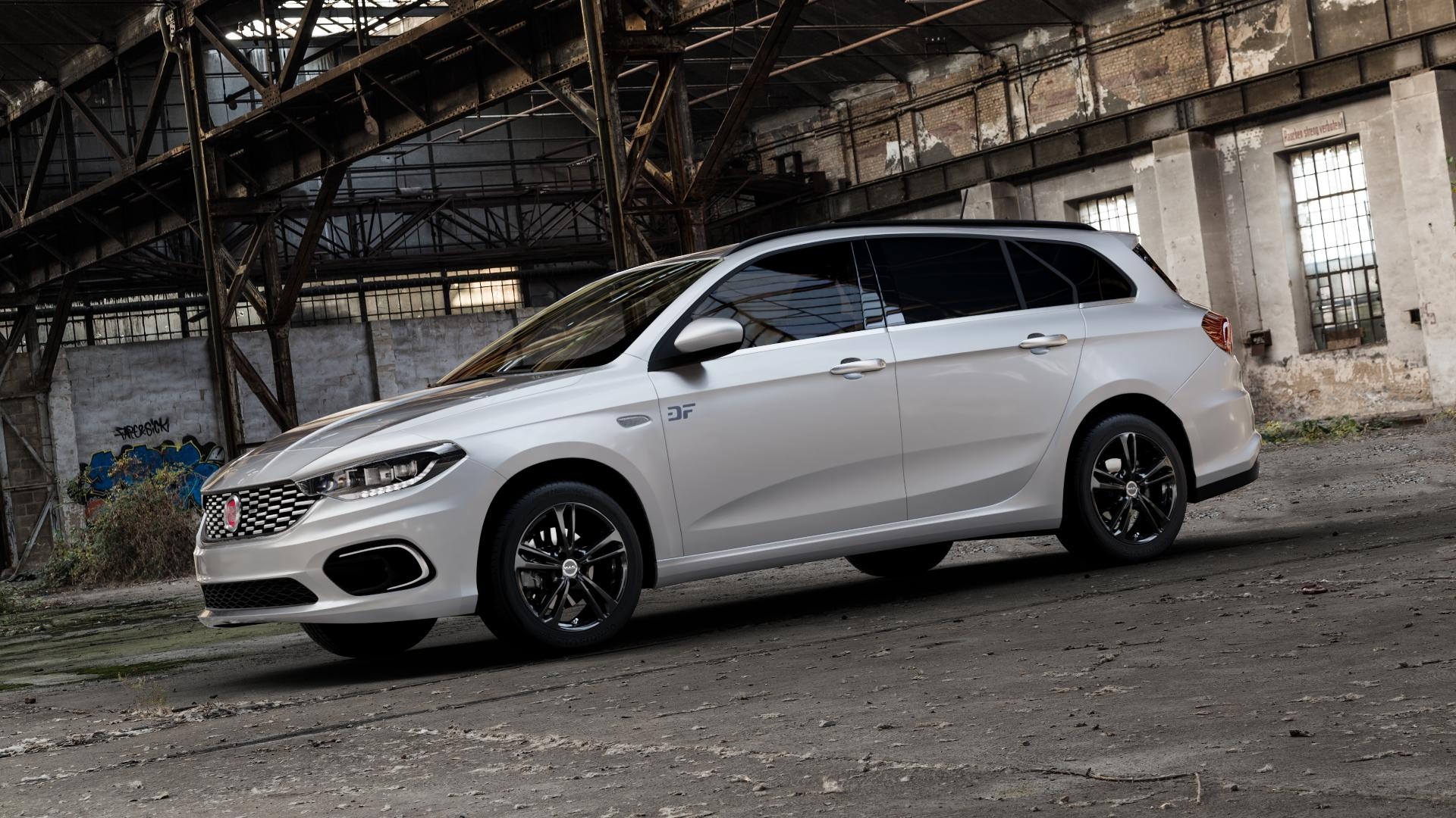 Fiat Tipo Station Wagon, Mak emblema gloss black, Stylish and sleek, Premium quality, 1920x1080 Full HD Desktop