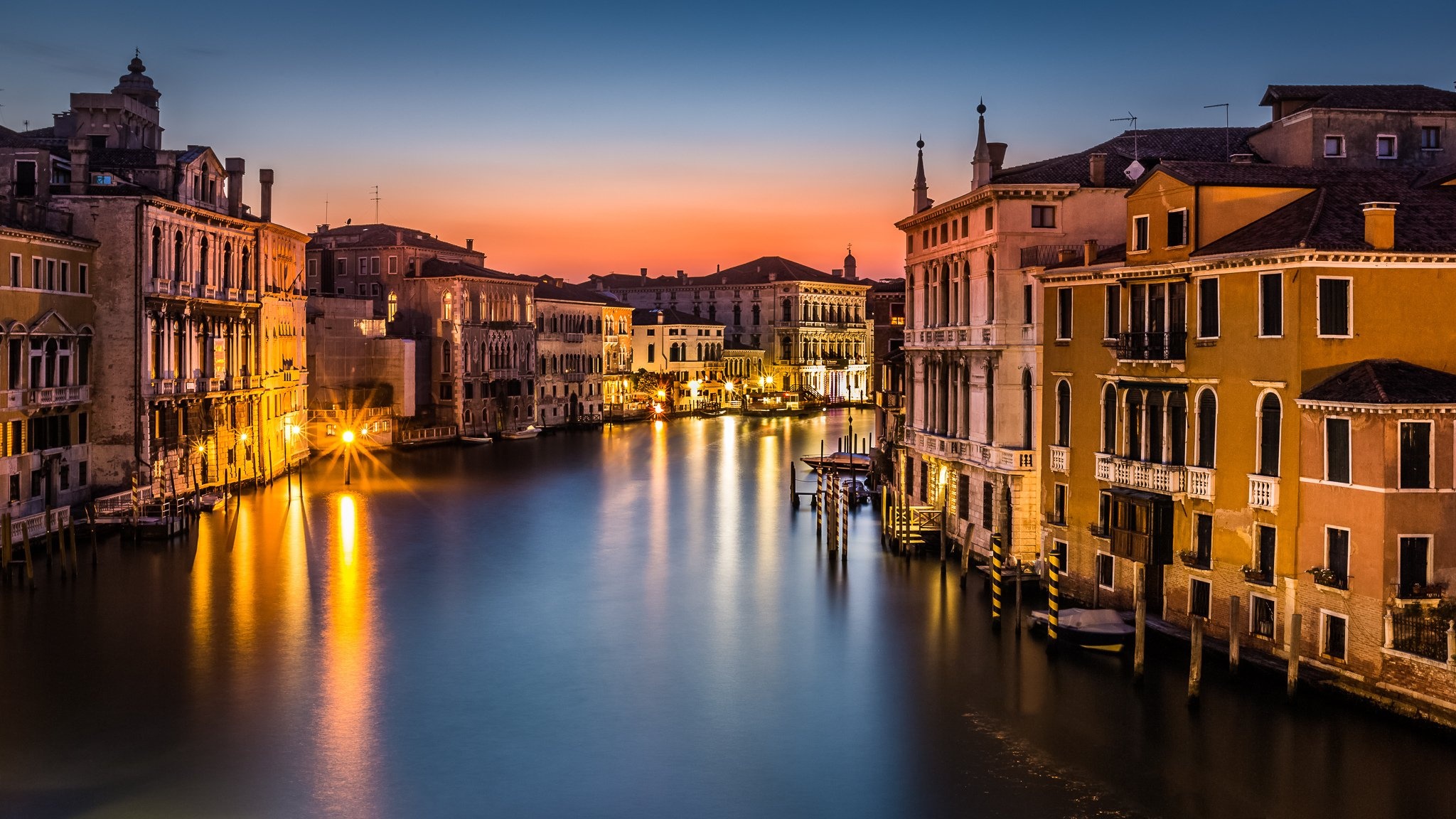 Venice Italy, City lights, Houses and boats, Desktop and mobile backgrounds, 2050x1160 HD Desktop