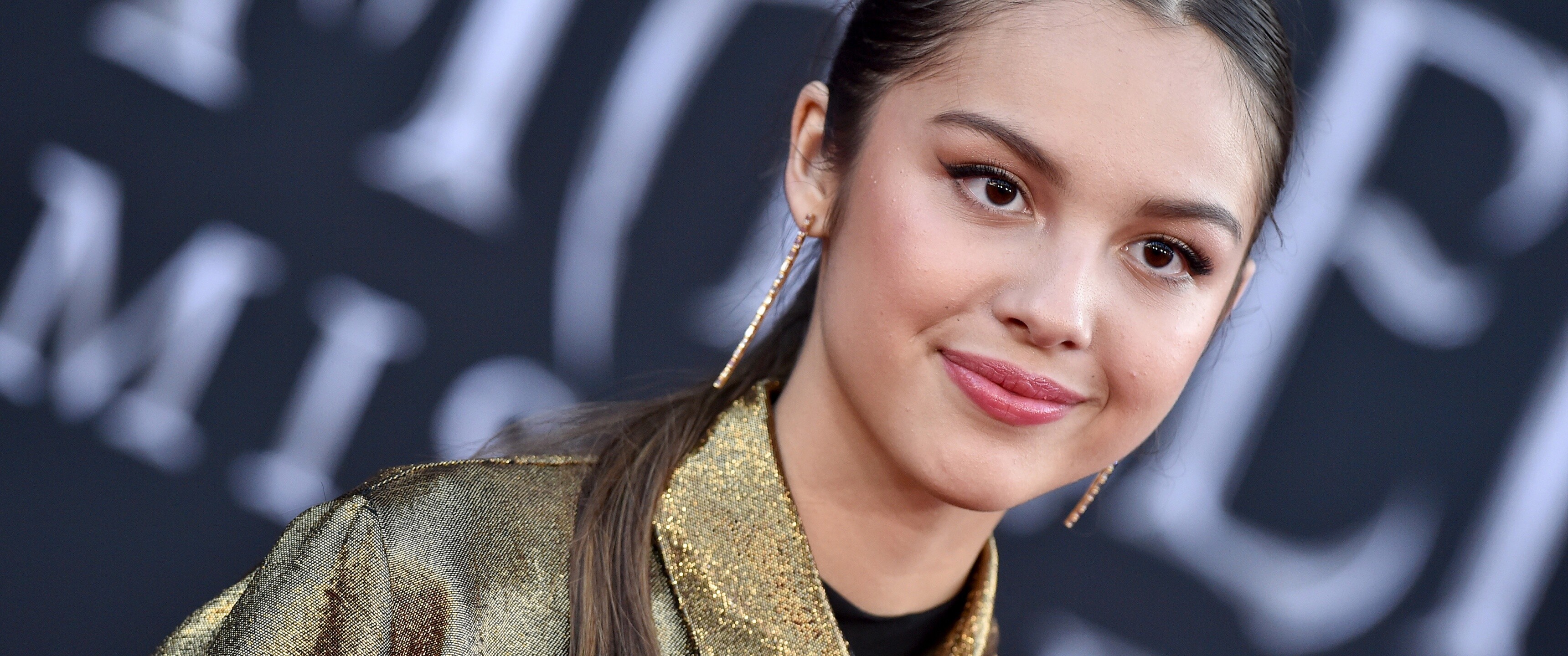 Maleficent: Mistress Of Evil Premiere, Olivia Rodrigo Wallpaper, 3440x1440 Dual Screen Desktop