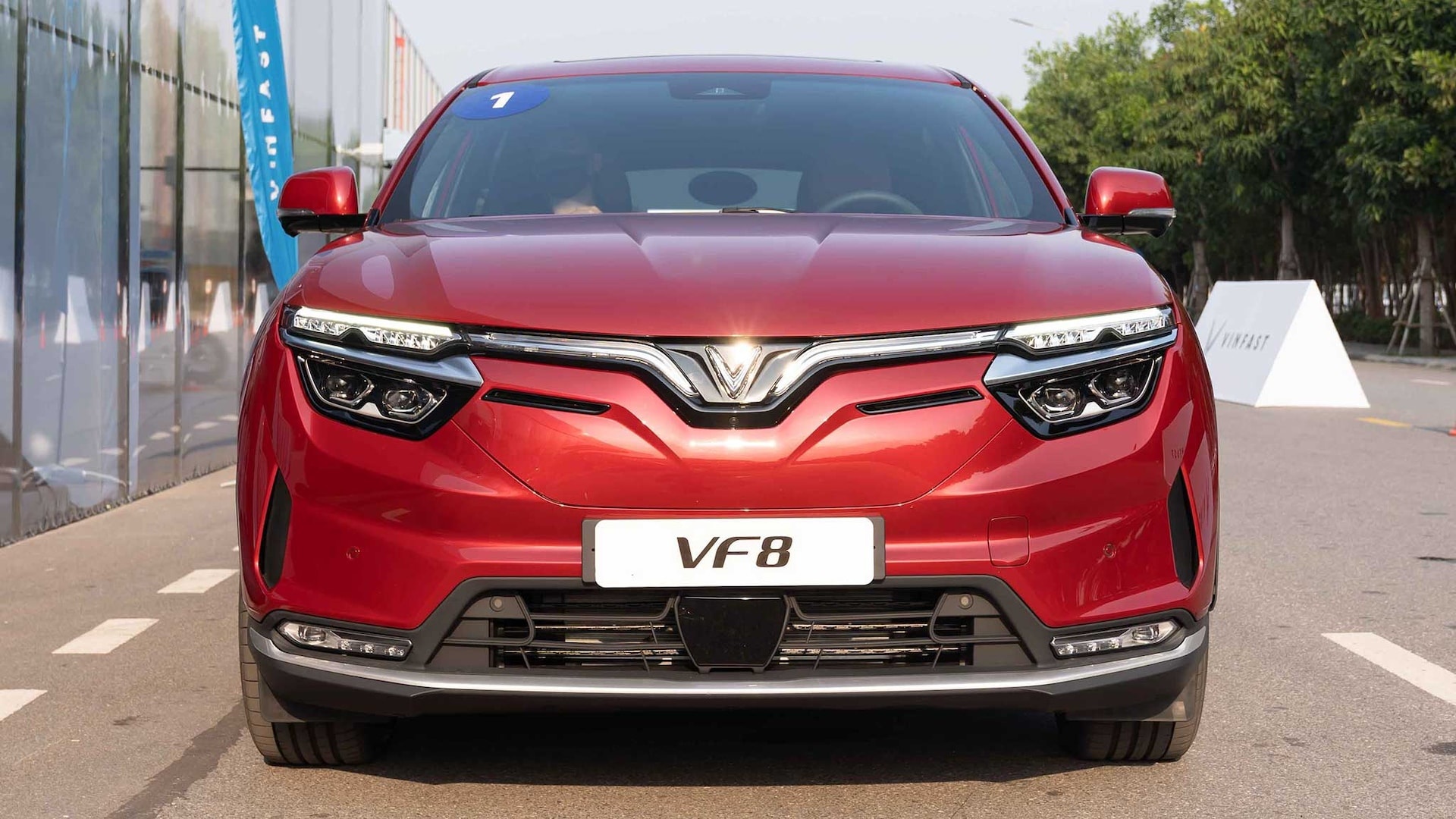 VinFast automaker, For real, Vietnamese, Attention, 1920x1080 Full HD Desktop