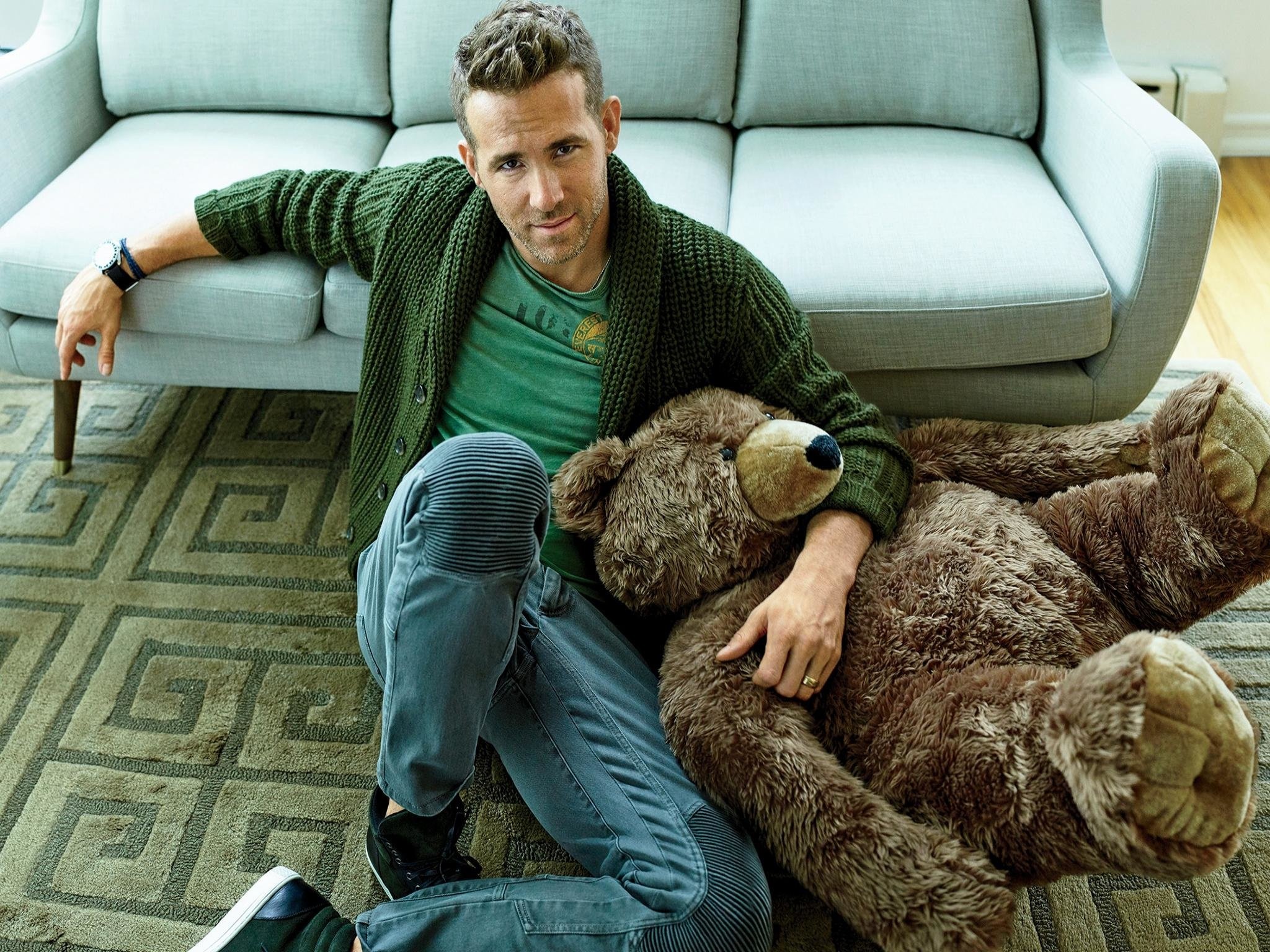 Ryan Reynolds, Celebs, Actor, Hollywood, 2050x1540 HD Desktop