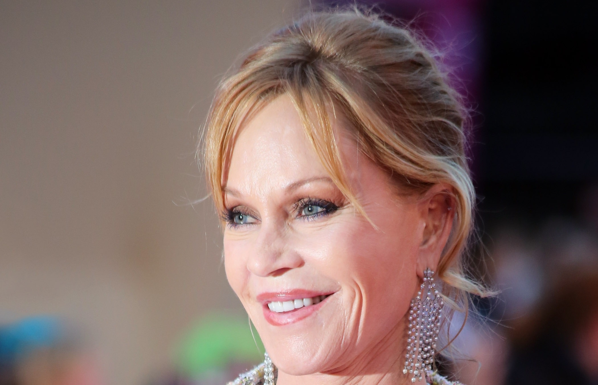 Melanie Griffith, Pictures, 2100x1360 HD Desktop