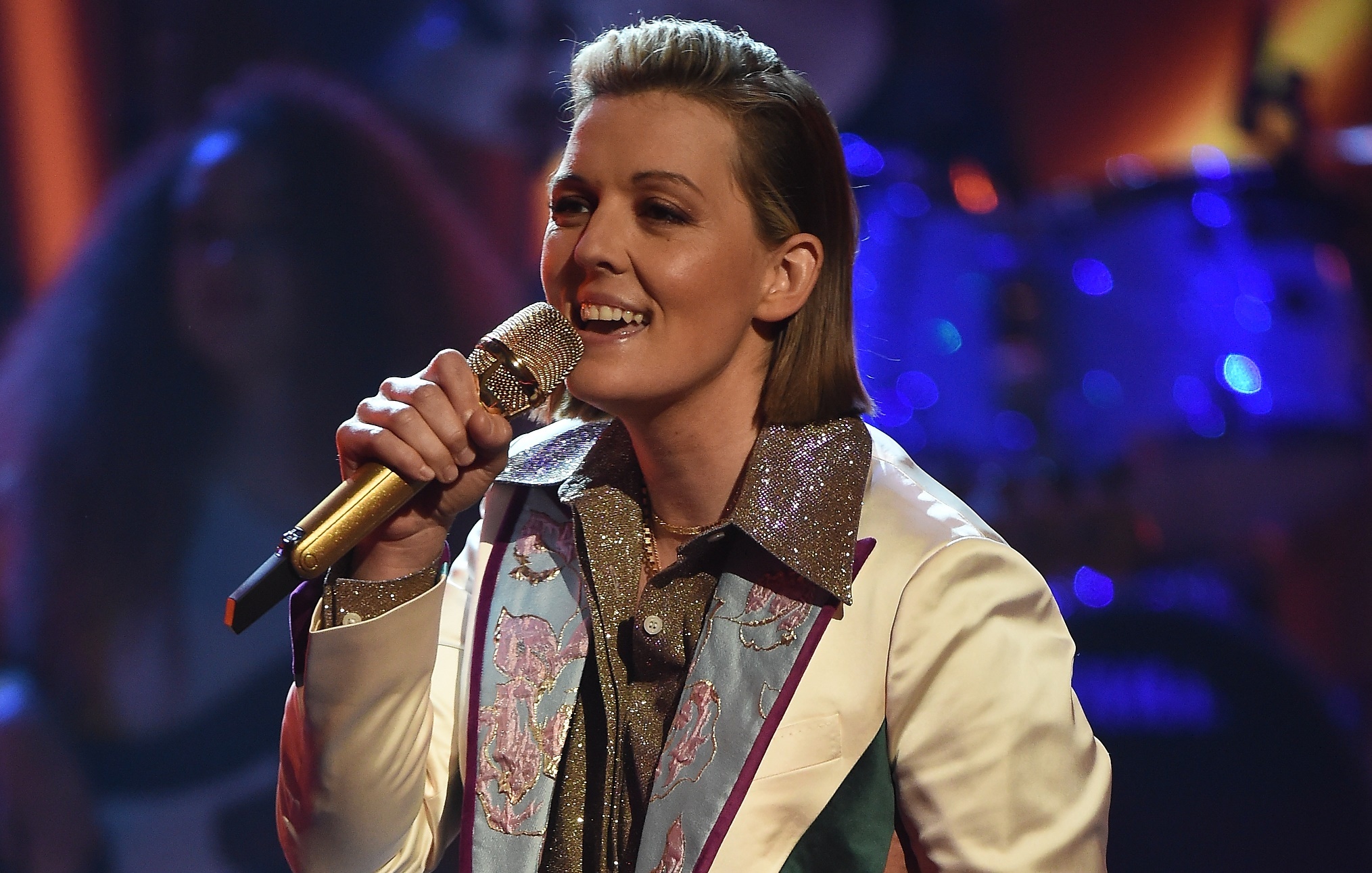 Brandi Carlile, Electrifying SNL performance, Music showcase, Memorable night, 2030x1300 HD Desktop