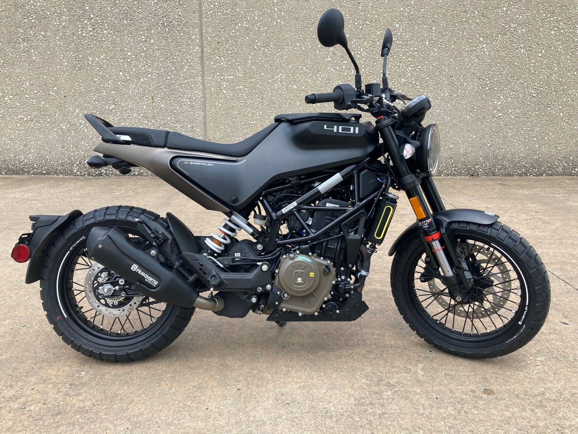 Husqvarna Svartpilen 401, 2022 release, McKinney dealership exclusivity, Unleash the power, 1920x1440 HD Desktop