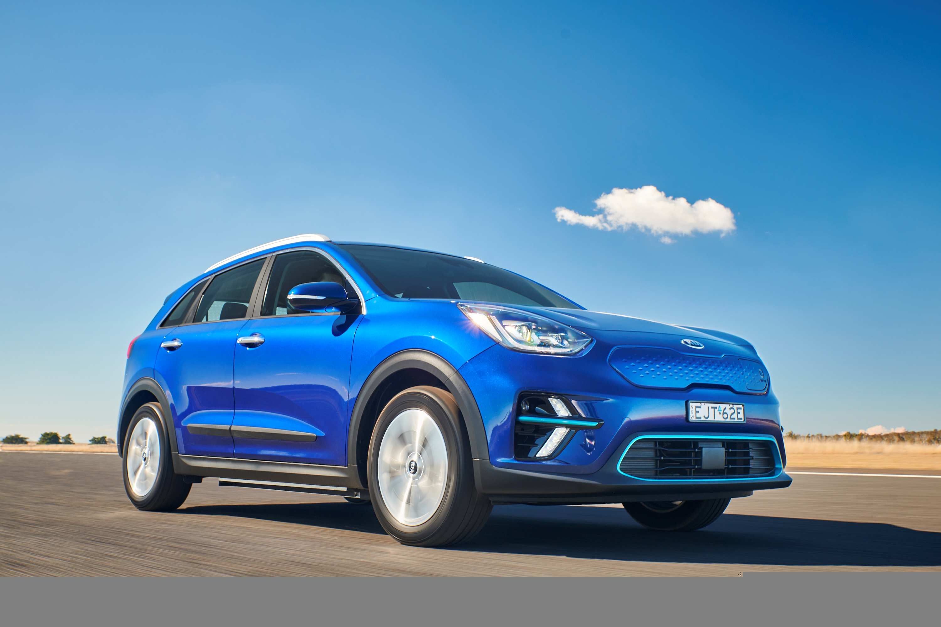 Kia Niro, Mild hybrid, Plug-in options, Electric vehicle, 3000x2000 HD Desktop