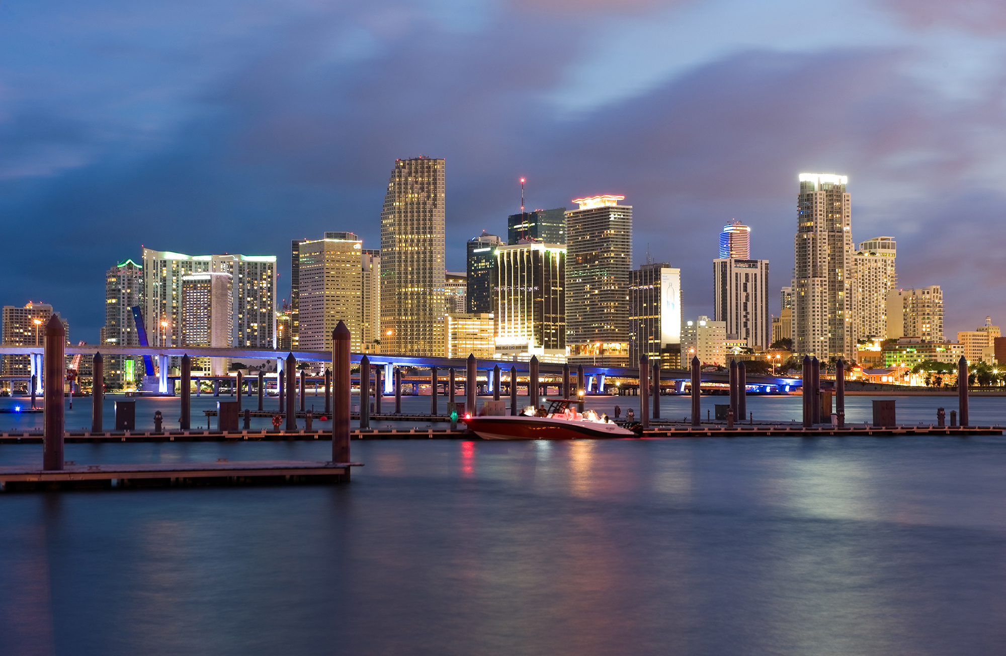 Miami Beach Skyline, International airport, JacobsenDaniels, Airline liaison, 2000x1310 HD Desktop