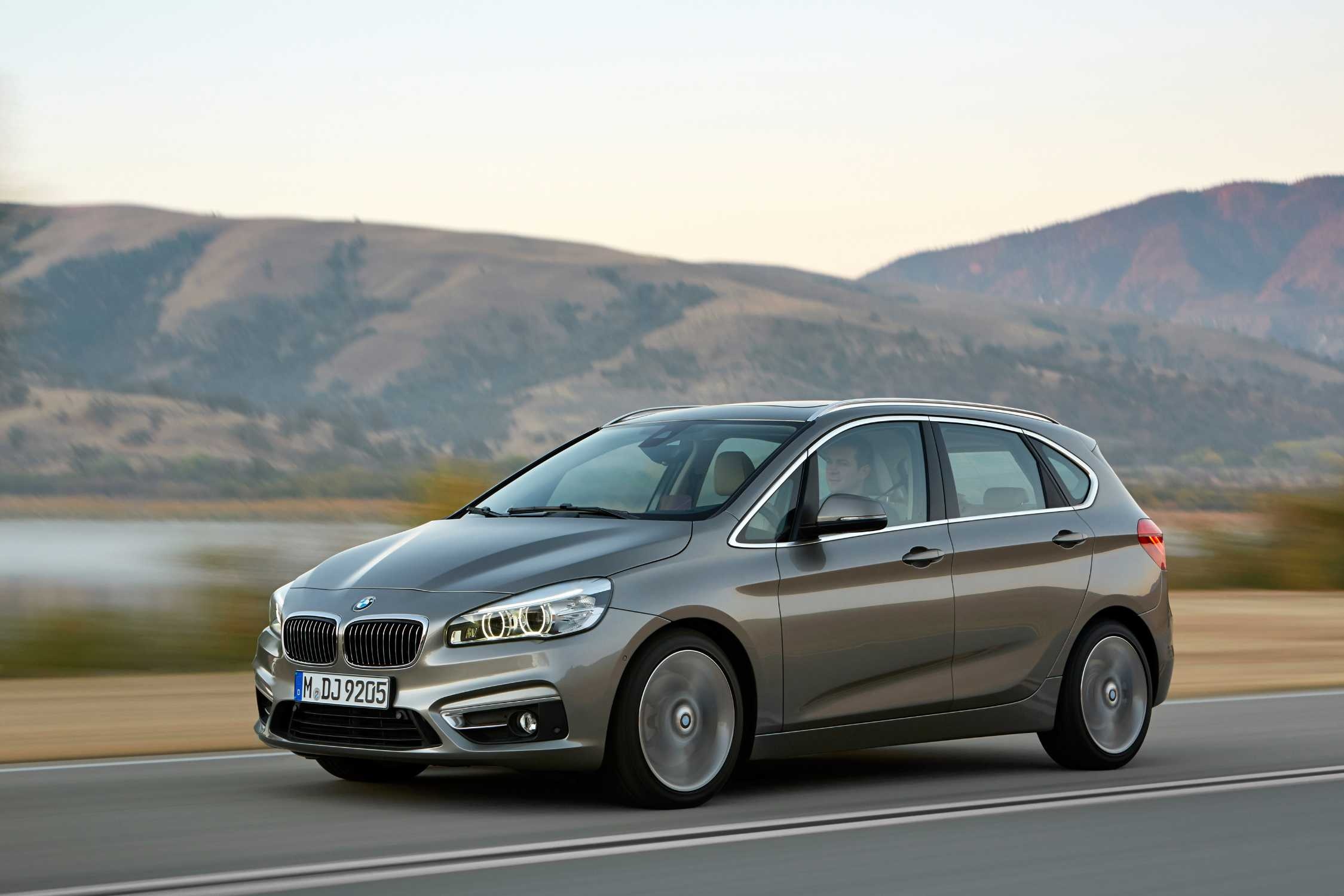 BMW 2 Series, Active Tourer, Auto, New Design, Modern Features, 2250x1500 HD Desktop