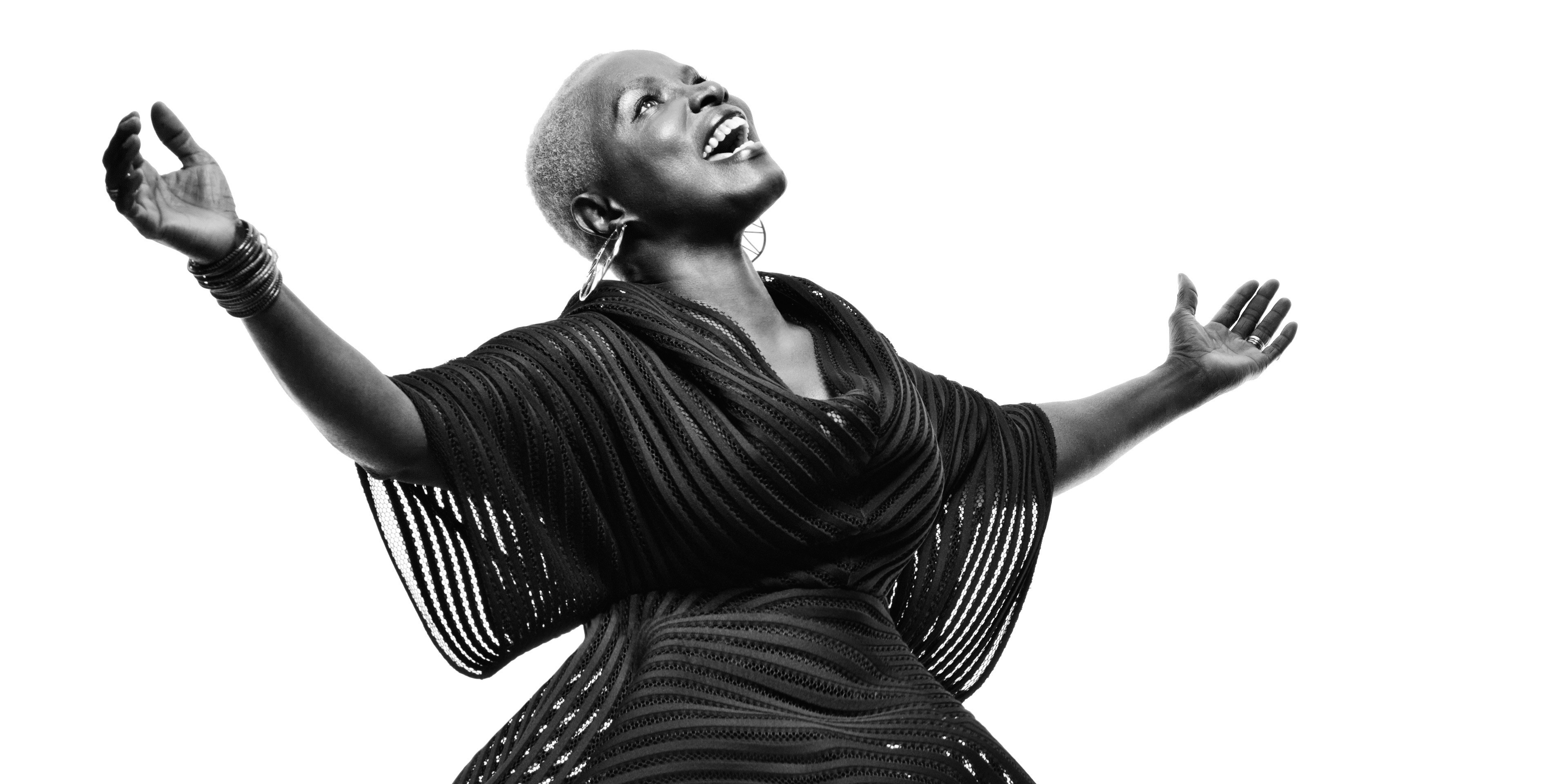 Angelique Kidjo (Music), Mesmerizing performance, Live concert experience, Museum exhibition, 3840x1920 Dual Screen Desktop