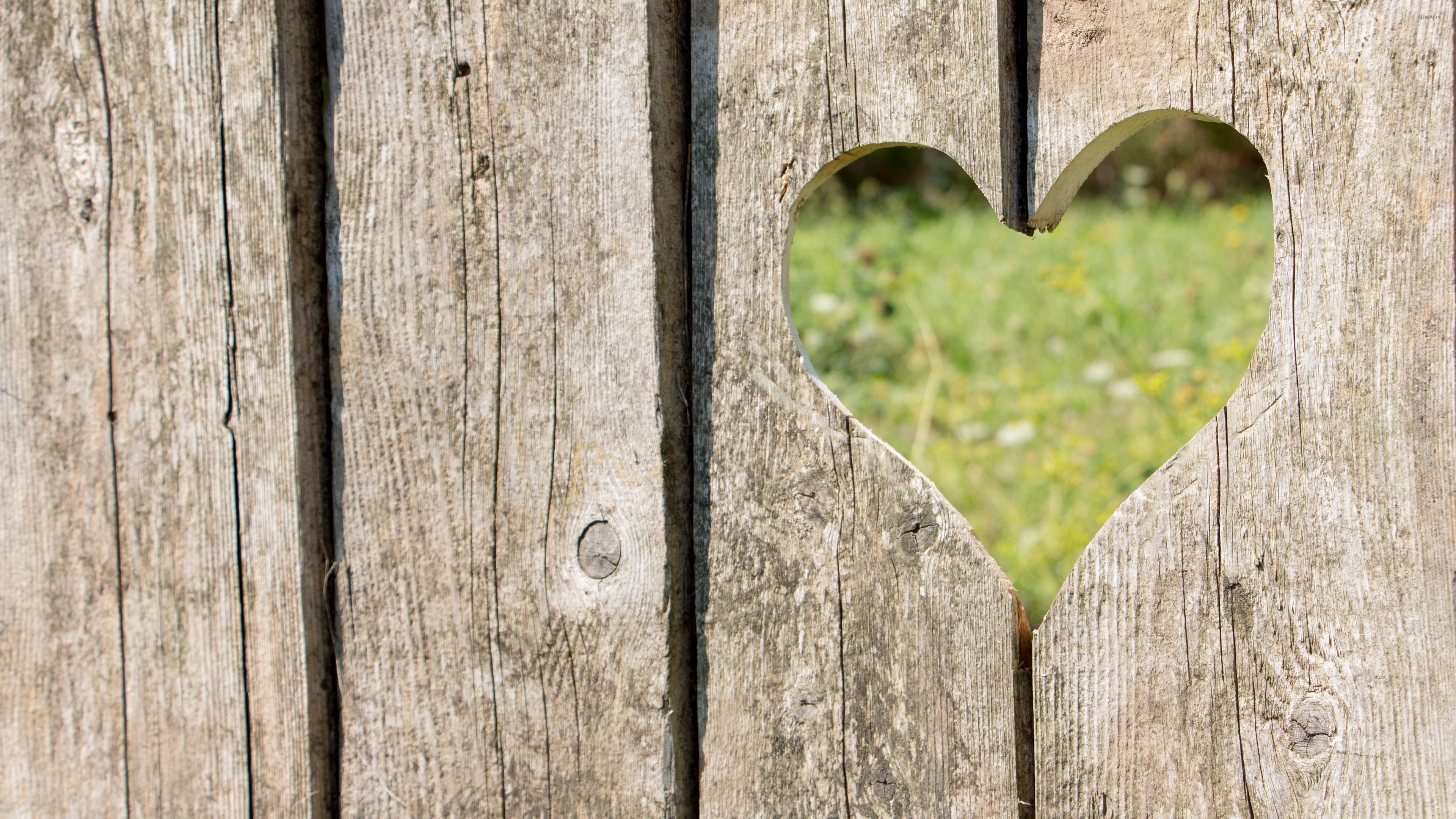 Missing heart, Vintage wood, Antique texture, Aged, 3840x2160 4K Desktop