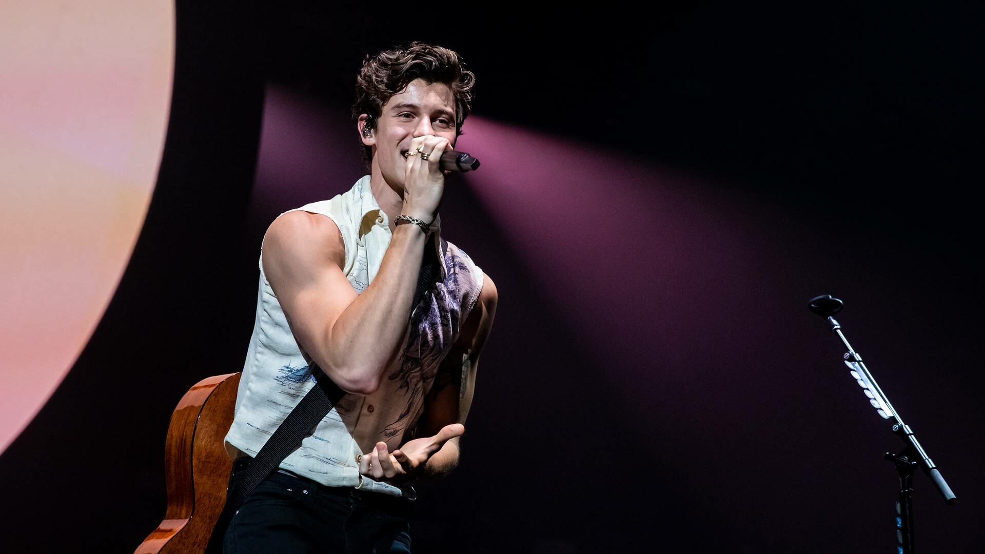 Shawn Mendes, Vibrant wallpapers, Captivating visuals, Musical charm, 1920x1080 Full HD Desktop