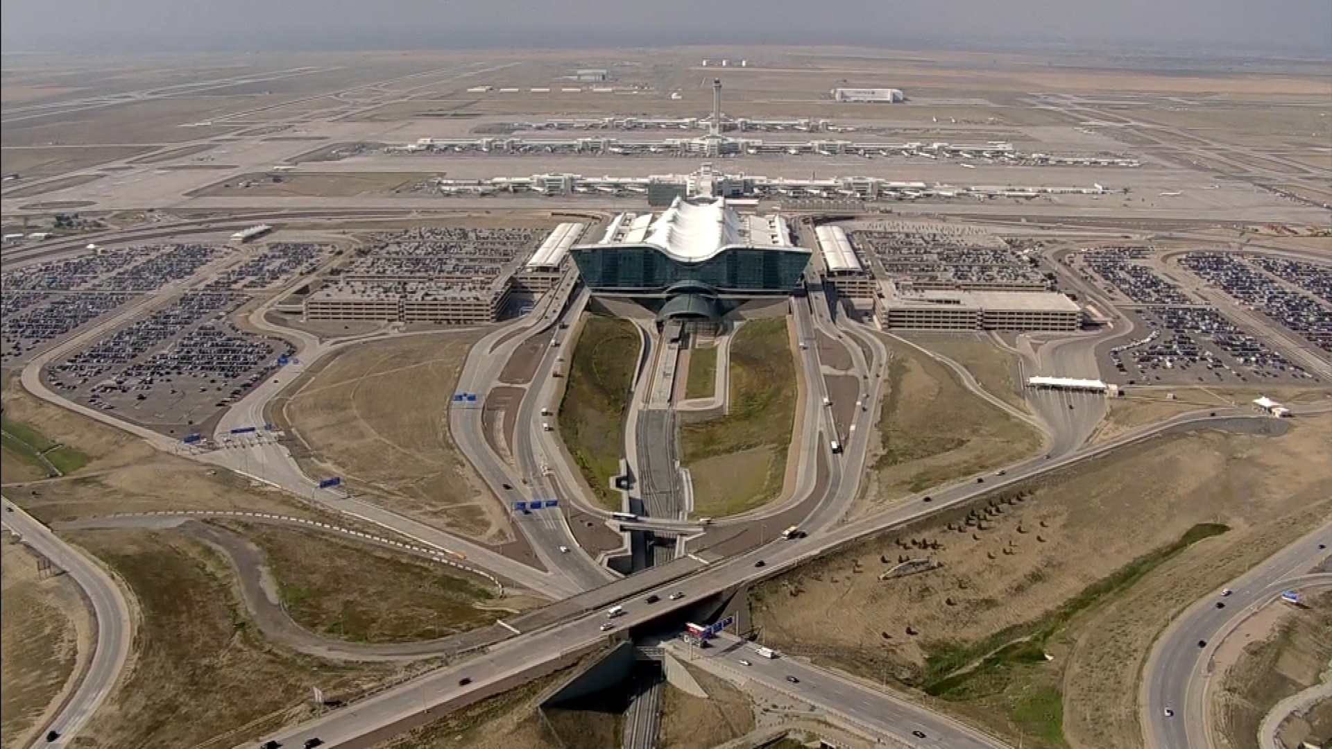 Denver International Airport, Workers test positive, Coronavirus, 1920x1080 Full HD Desktop