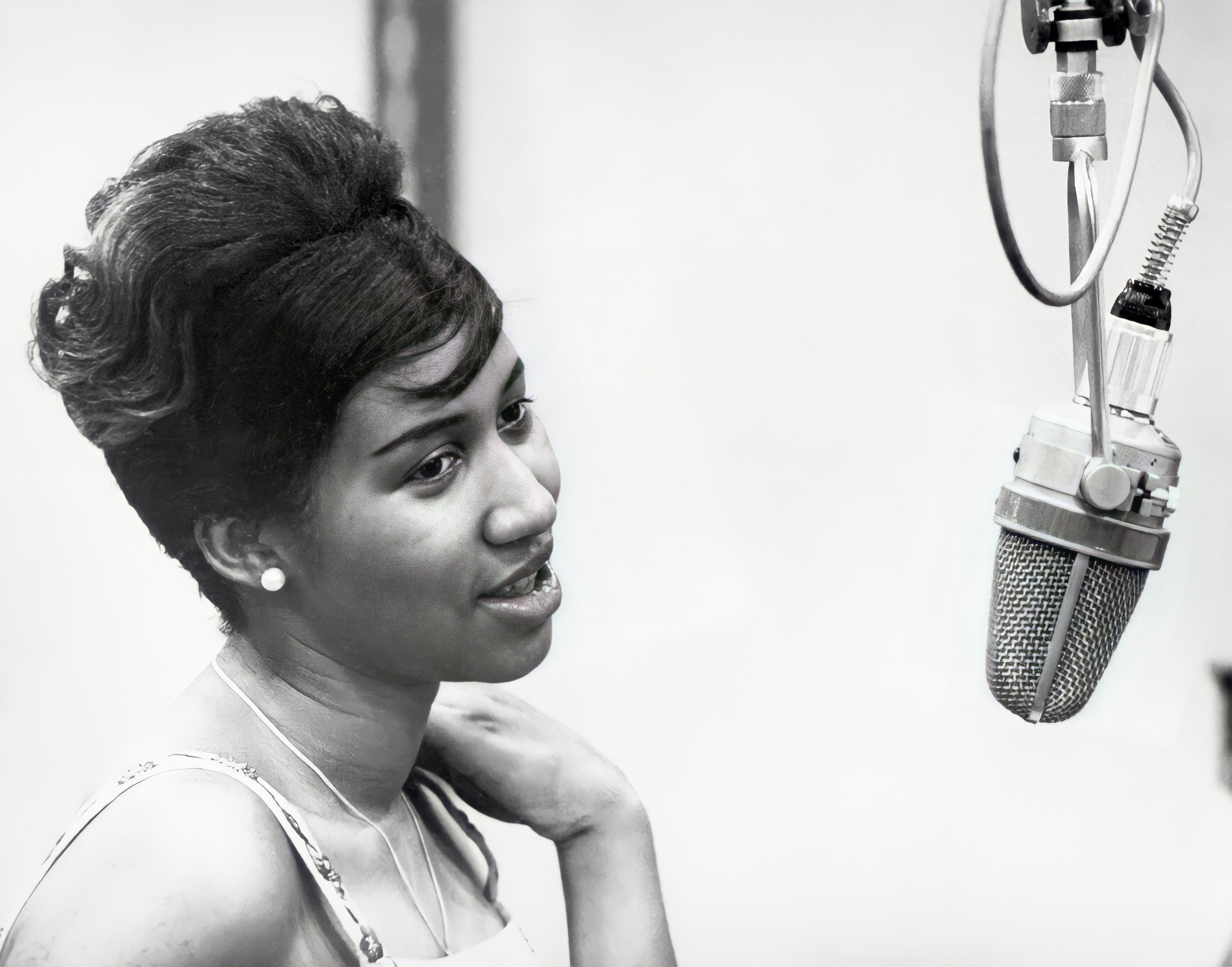 Aretha Franklin, Academy of Achievement, Legendary musician, Achievements, 2280x1790 HD Desktop