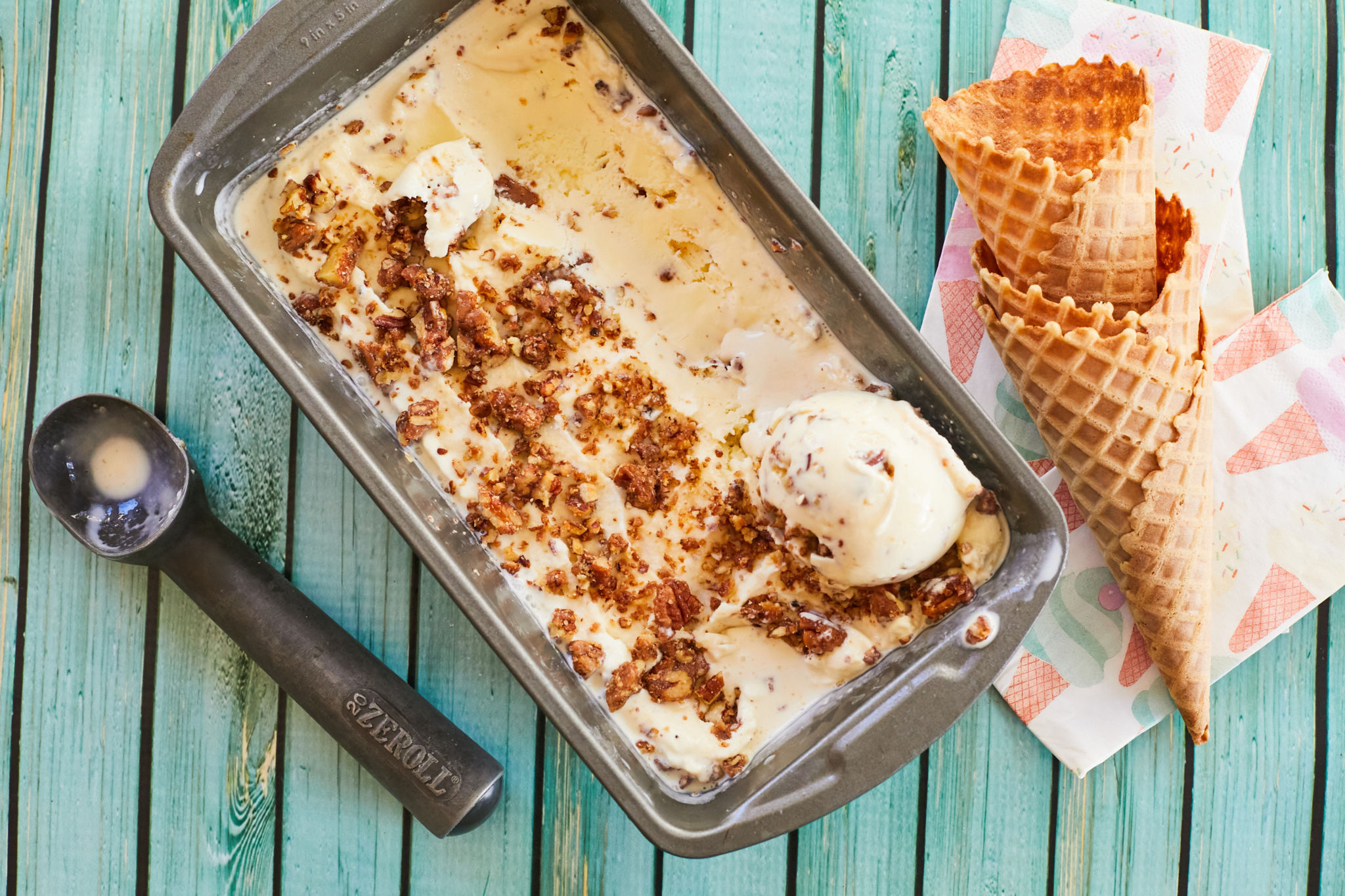 Butter pecan gelato, Creamy sensation, Nutty goodness, Decadent flavor, 2050x1370 HD Desktop