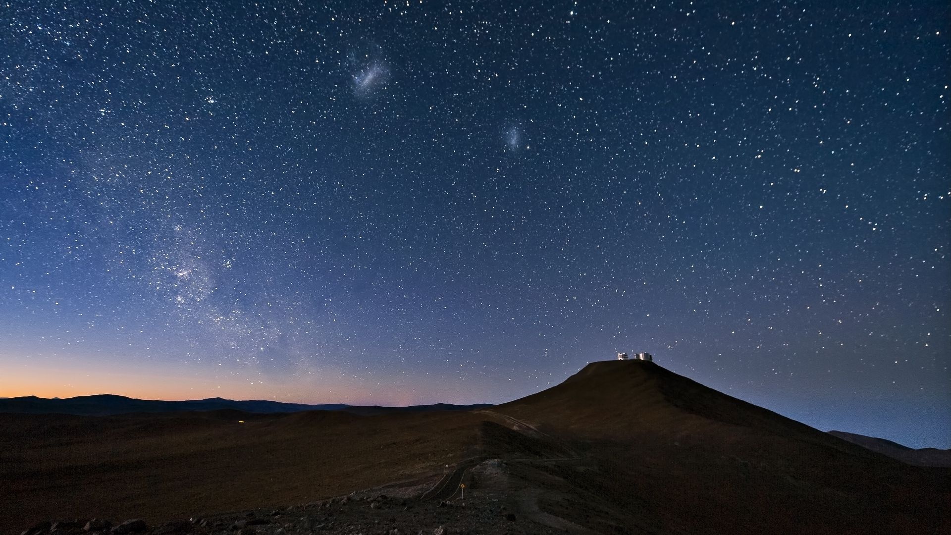 Paranal Observatory, Magellanic Clouds, Atacama Desert landscape, Full HD Desktop wallpaper