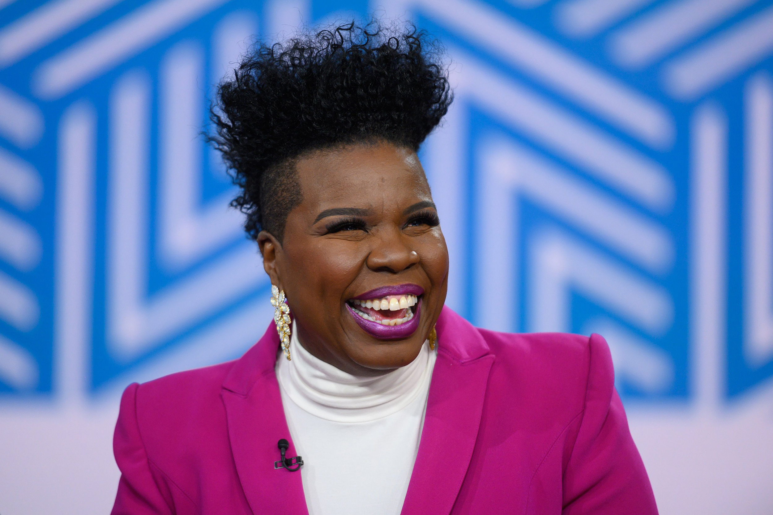 Leslie Jones Movies, Post-Olympics commentary, NBC error resolved, The New York Times, 2500x1670 HD Desktop