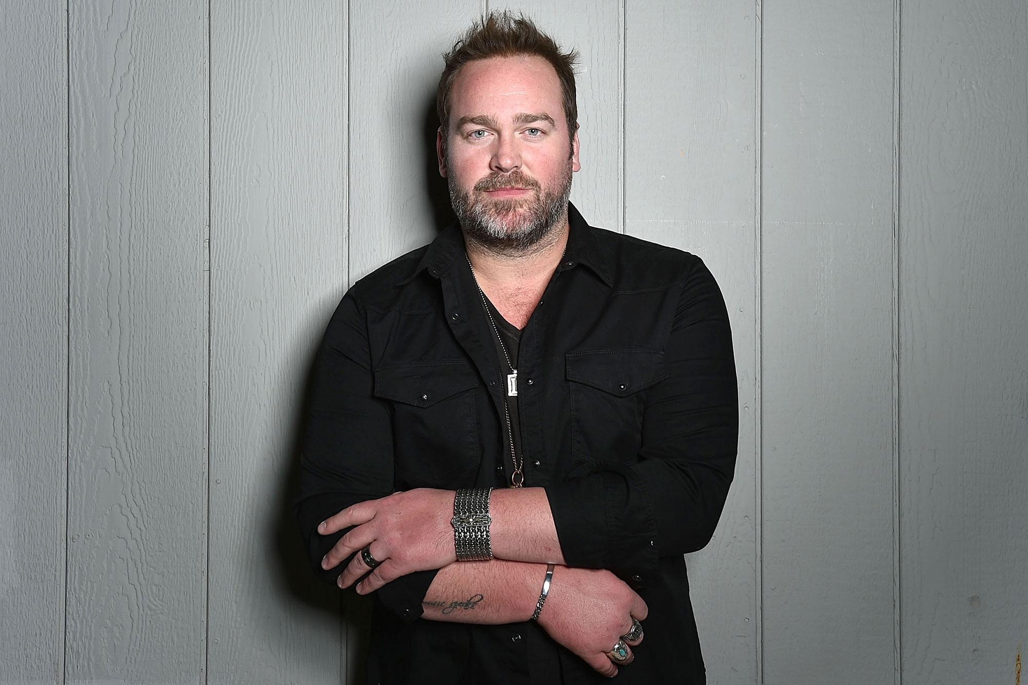 Lee Brice, Rumor album, Epic music, Captivating performances, 2000x1340 HD Desktop