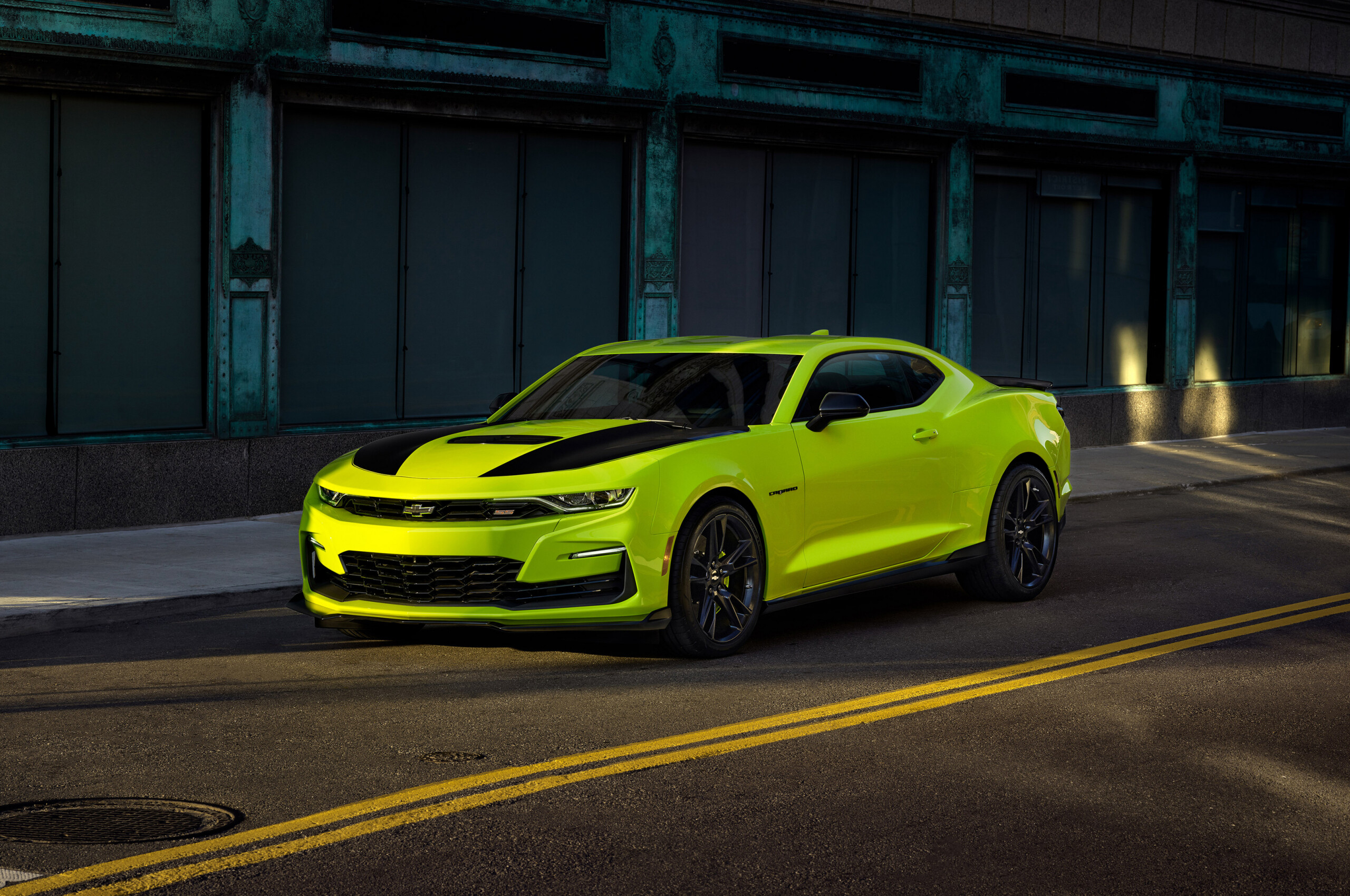 Camaro SS Shock, Chevrolet Wallpaper, 2560x1700 HD Desktop